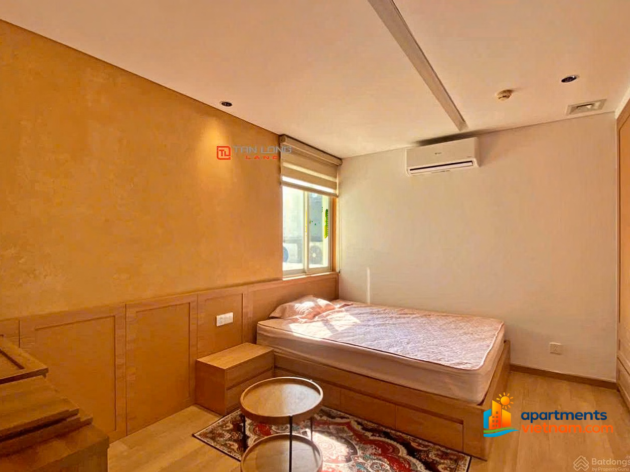 Super penthouse P2 Ciputra 279m2 - 4 bedrooms full of new furniture 100% classy living space