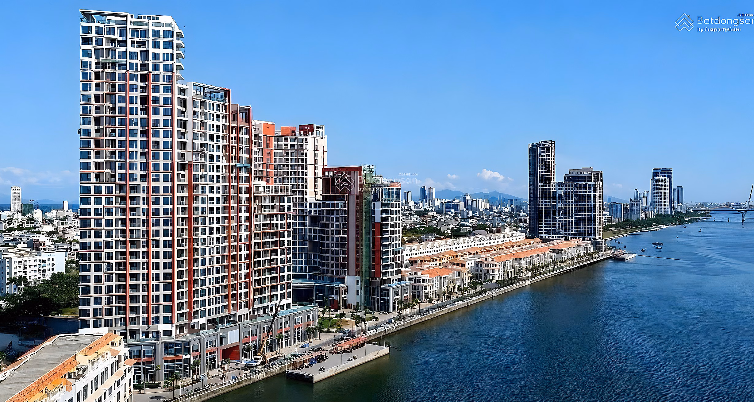 Price from only 73 million/m2 - Own a Duplex Sun Symphony Residence Son Tra apartment - "million dollar view"