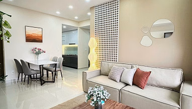 Apartment for sale with 3 bedrooms, 2 bathrooms, great price 5.1 billion at Oriental Plaza 685 Au Co, 105m2