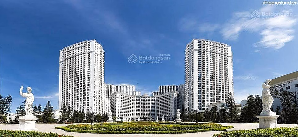 Rare beautiful apartment Royal City 86.8m² 2 bedrooms 2 bathrooms swimming pool view, balcony Southeast
