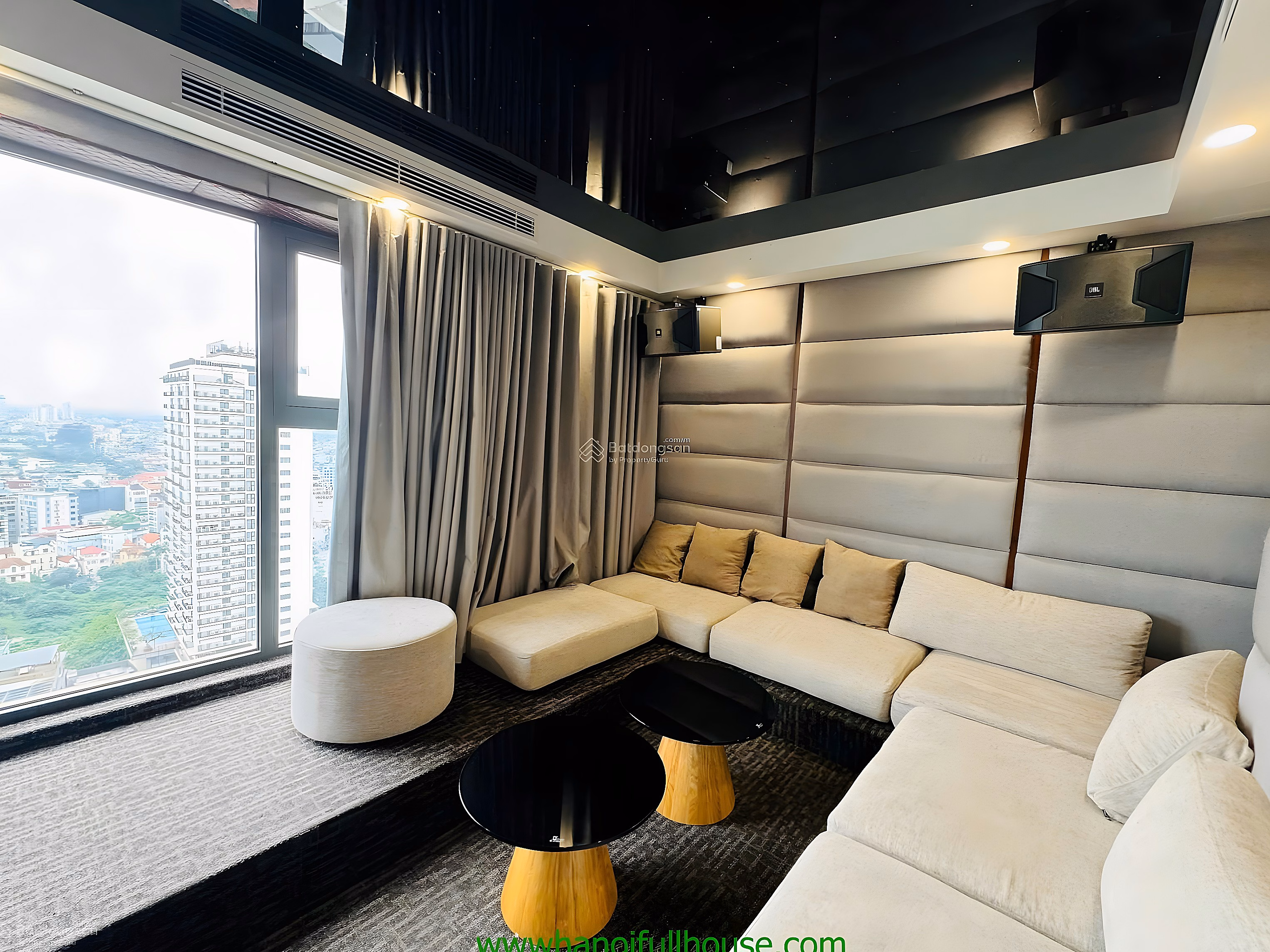 Apartment 310m2, 3 bedrooms, West Lake view, fully furnished in D'Le Roi Soleil Xuan Dieu building for VIP rent