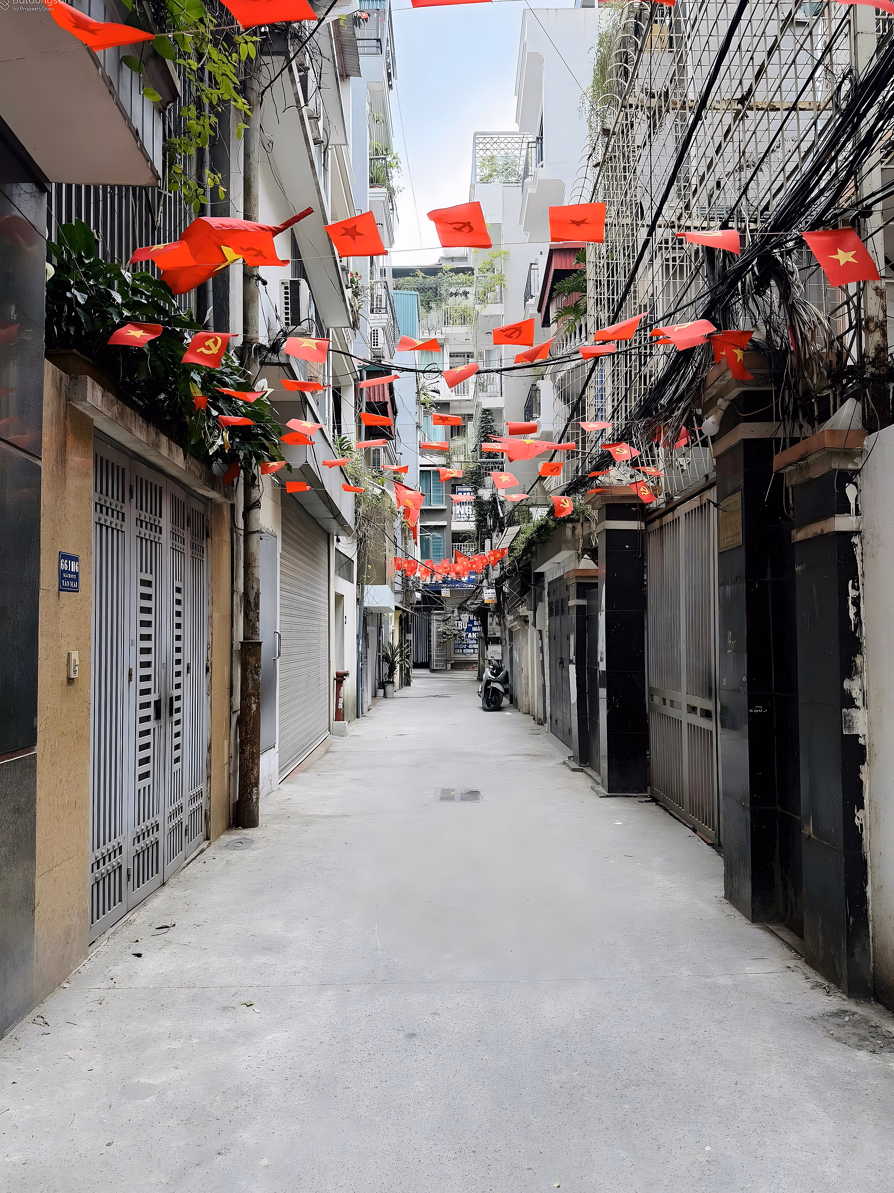 Owner sells house lot 670H7 Tan Mai, 73m2, car elevator to enter the house