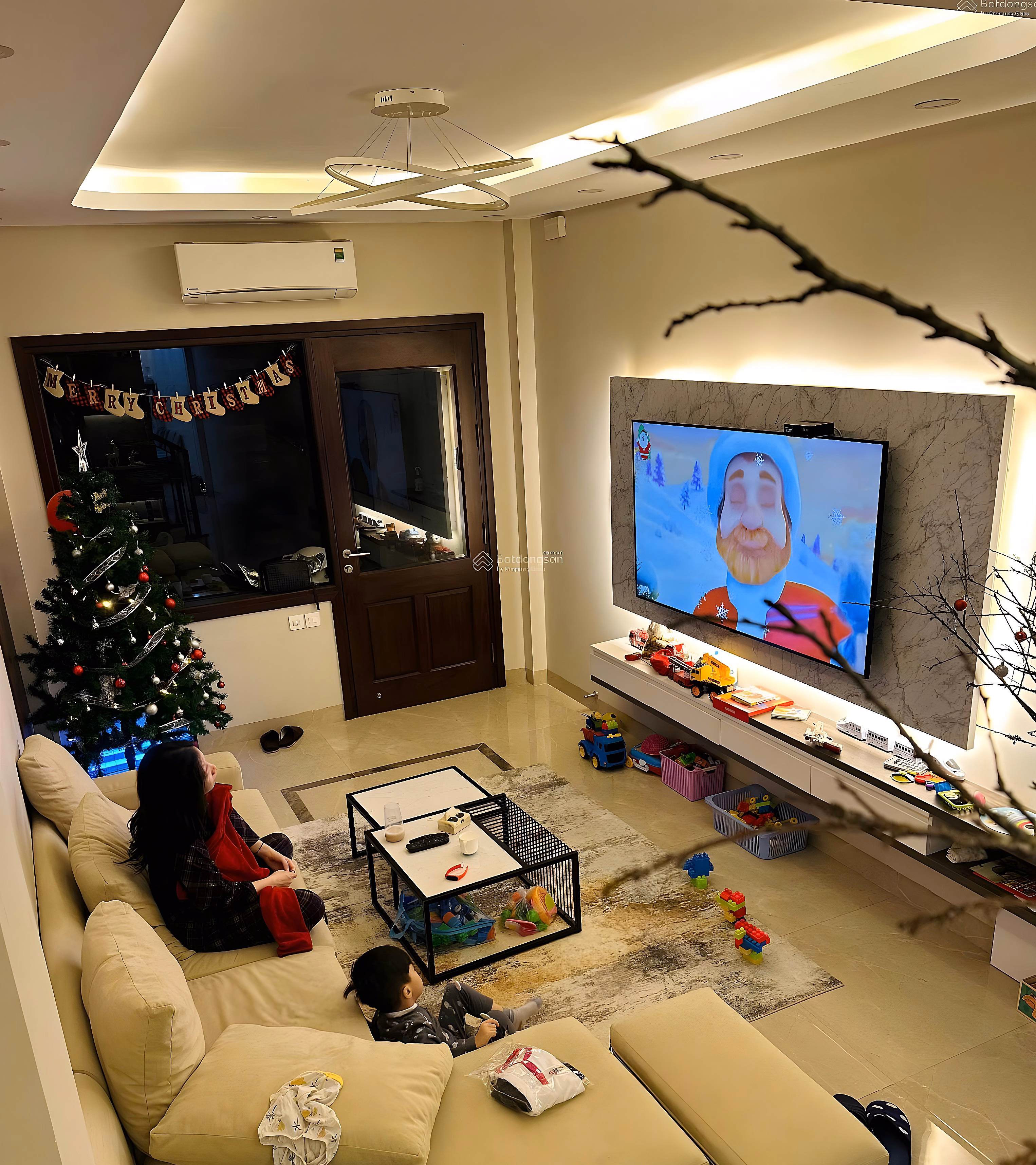 Owner sells house lot 670H7 Tan Mai, 73m2, car elevator to enter the house