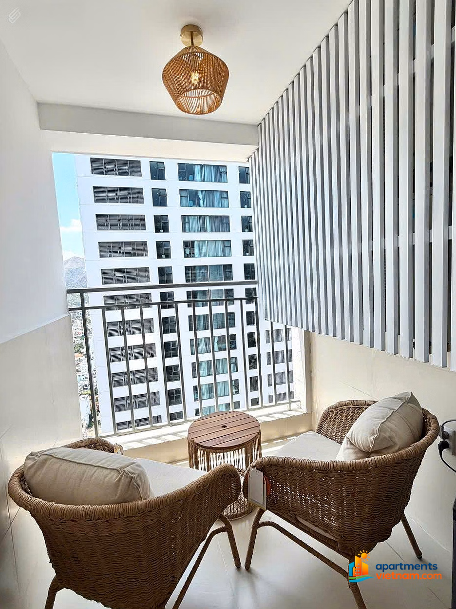 Kieu Trinh - Beautiful apartment OC3 Muong Thanh Vien Trieu Floor 36, apartment 12