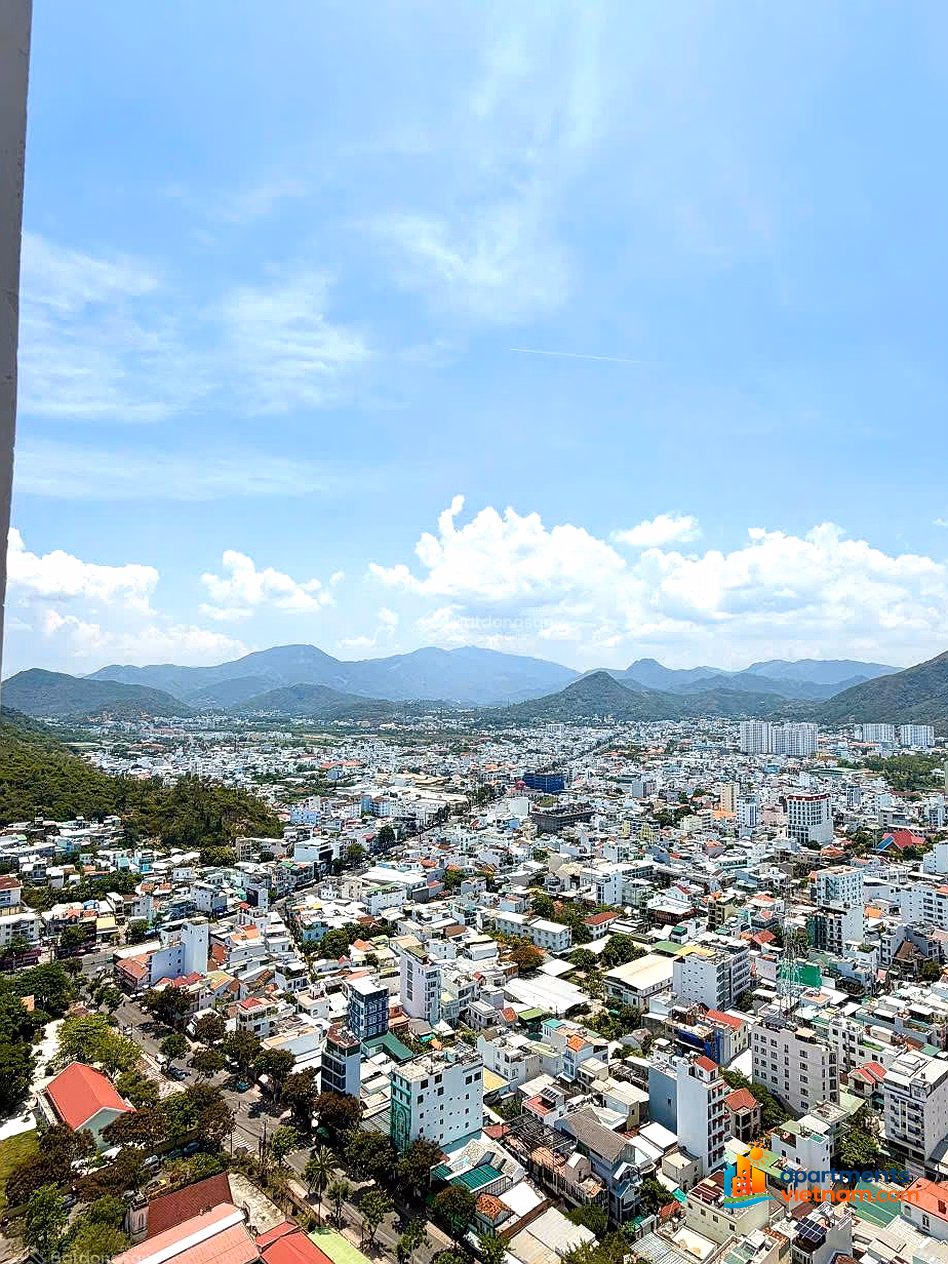 Kieu Trinh - Beautiful apartment OC3 Muong Thanh Vien Trieu Floor 36, apartment 12
