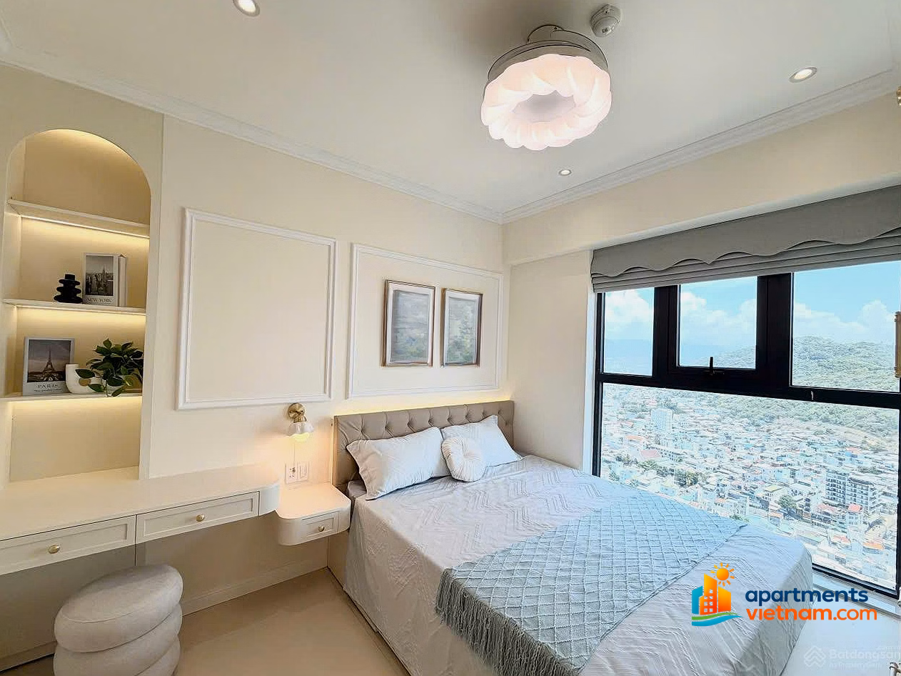 Kieu Trinh - Beautiful apartment OC3 Muong Thanh Vien Trieu Floor 36, apartment 12