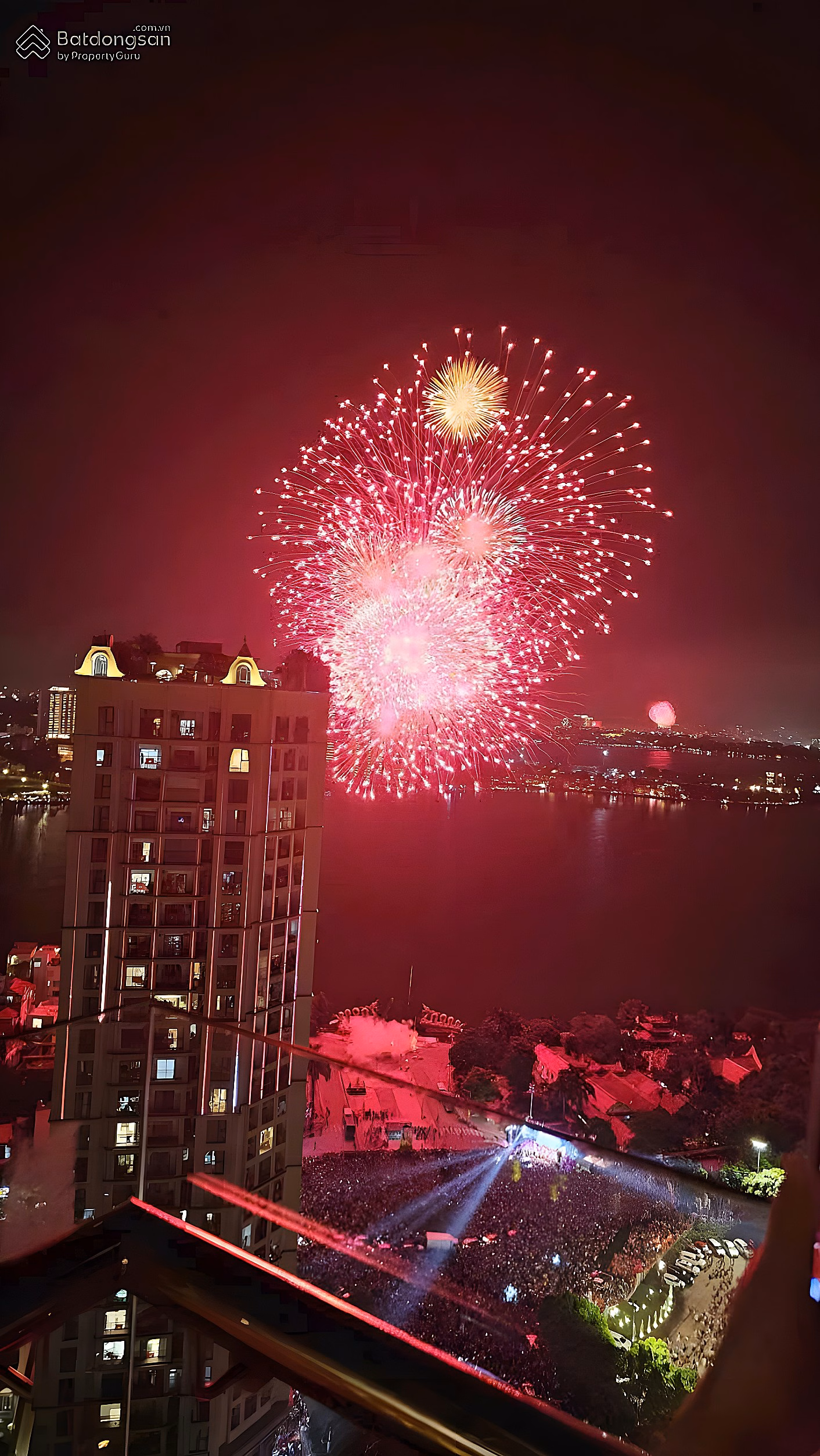 MY FAMILY RESIDENT ABROAD DECIDED TO SELL ELDORADO TAN HOANG MINH BUILDING, BEAUTIFUL WEST LAKE VIEW 3 BR 92M