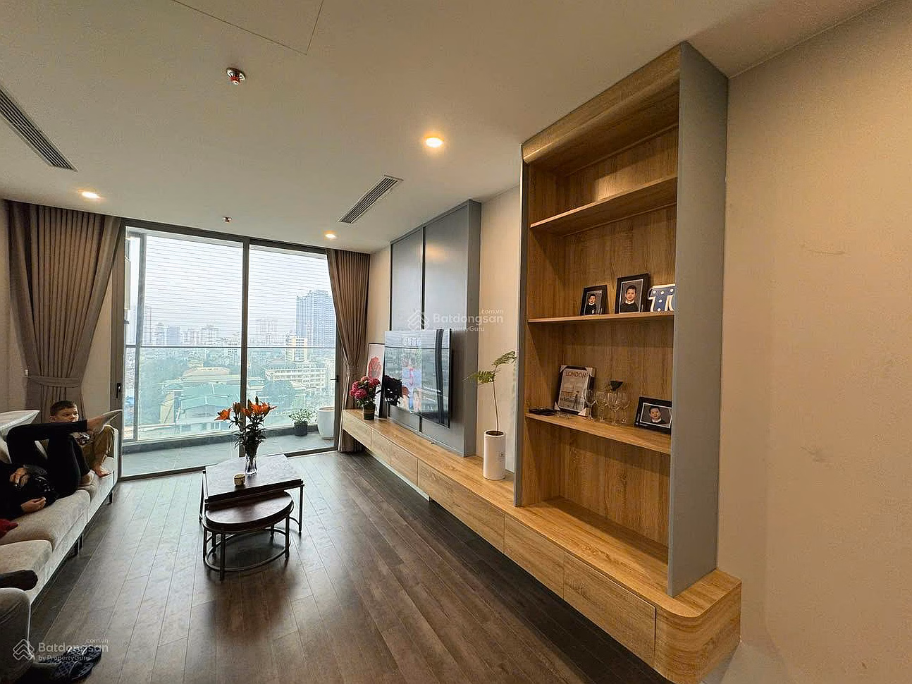The Nine apartment for rent, 26 million VND, 117m2, 3 bedrooms, 2 bathrooms, fully furnished