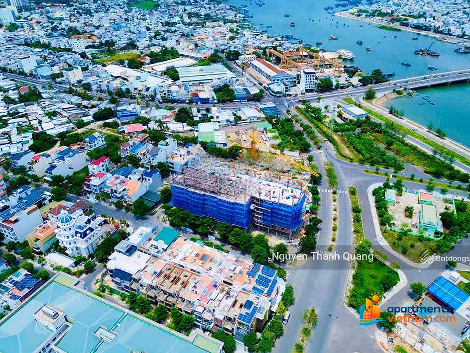 Corner apartment with river view and fireworks, 3 bedrooms, 2 bathrooms, newly handed over to CCU1 South Nha Trang apartment building