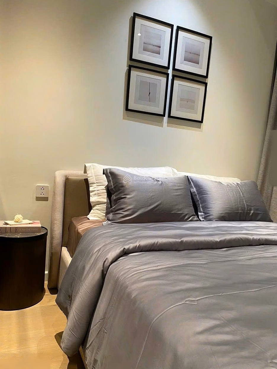 The Opera transfers 2 bedrooms with Bitexco view - rental contract available