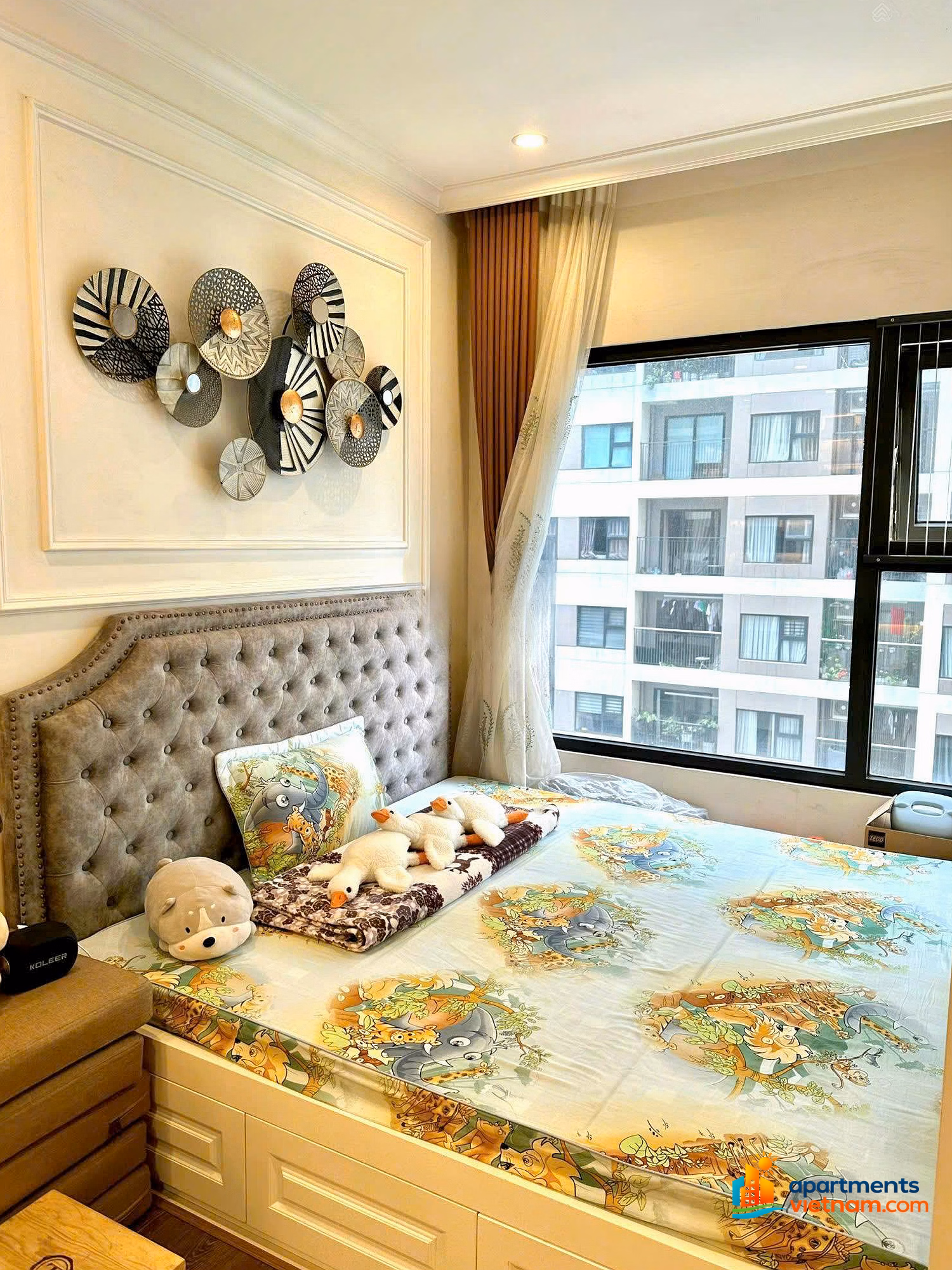 I'm selling 2 apartments at real price: Stu apartment 33.8m, 2 billion 290 and 1 bedroom + 1, 43m, 2 billion 830 Vin Smart, urgent sale price this week!