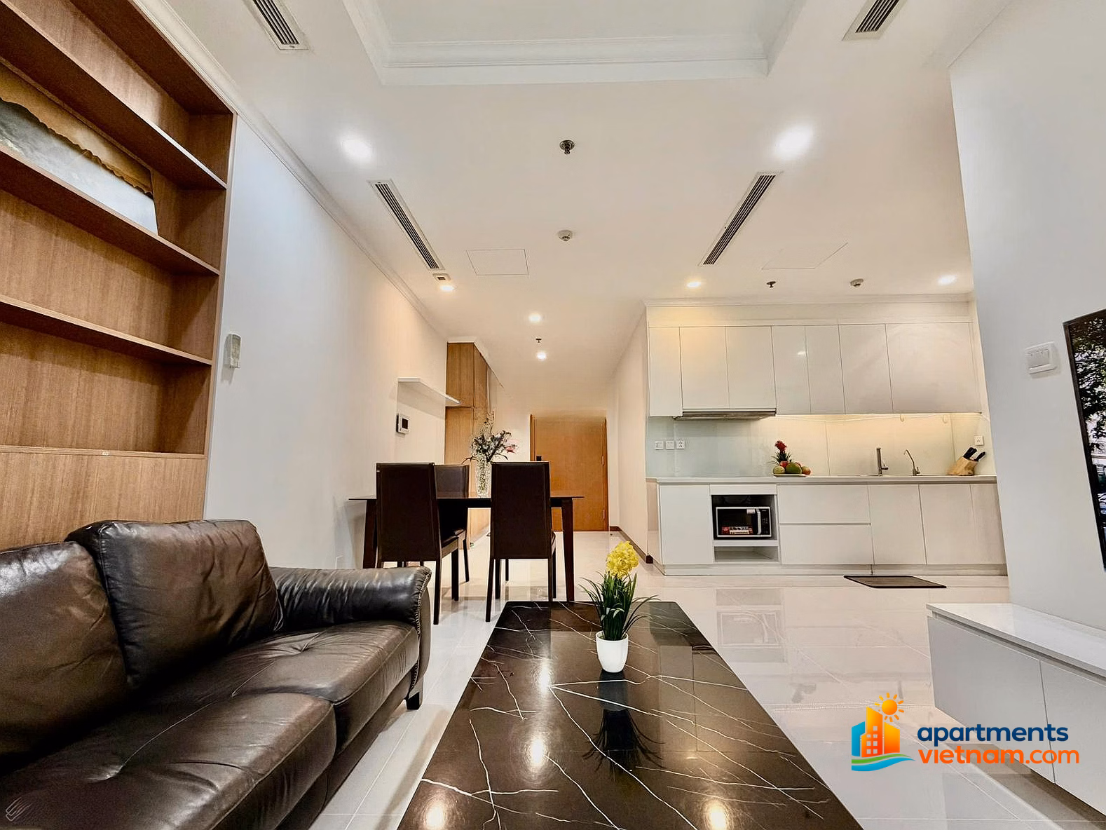 Selling 2 bedroom apartment 80m2 Landmark 5 - rent 27 million/month - 1 minute to Landmark 81, Vincom, Metro