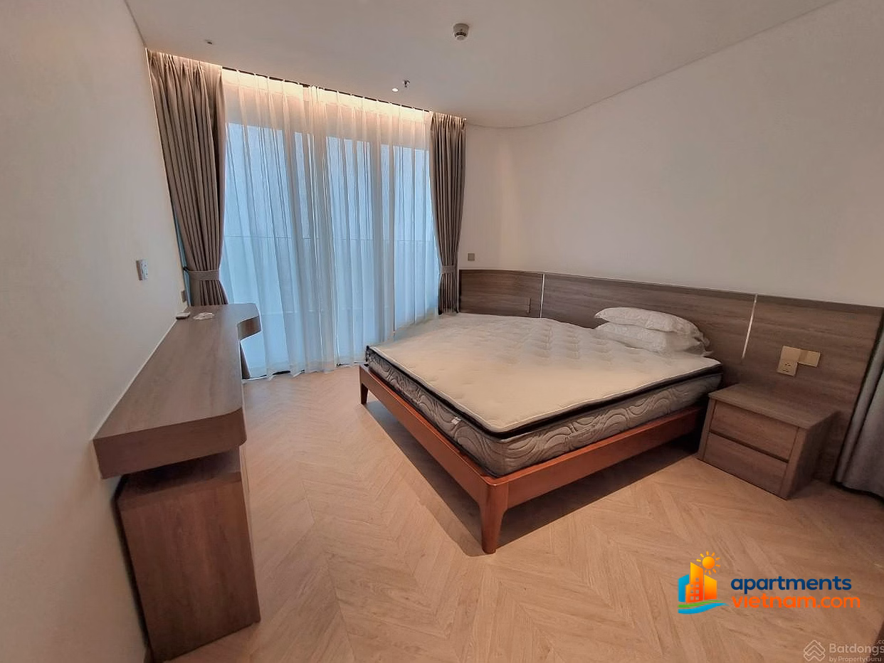 Han Jardin apartment for rent, 142m2, 4 bedrooms, 3 bathrooms, East and South balcony, beauty queen axis, genuine furniture, 45 million