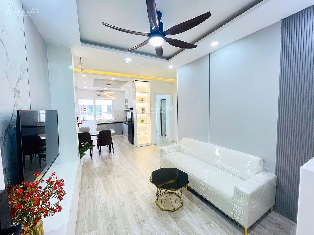 ONLY 3.35 BILLION TO OWN A 2-BR BEACH APARTMENT AT HON ​​CHONG, QUICKLY OWN IT