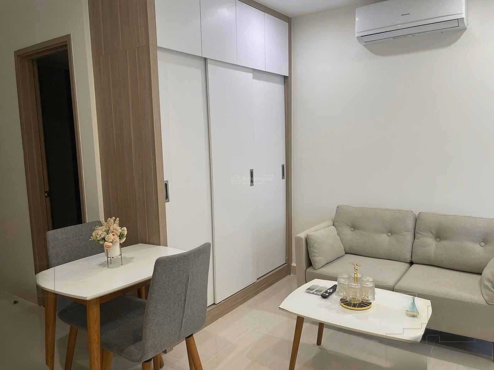 Quick sale within a week of Studio 32m2, price only 1.9 billion at Vinhomes Ocean Park Gia Lam 1 - Hanoi
