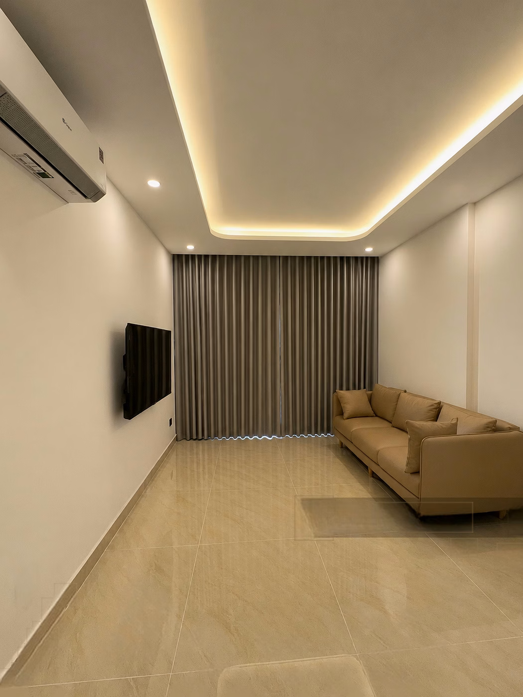 Lavida Plus apartment for rent in District 7 - River view. New house, 100% full of high-end furniture, only 18 million