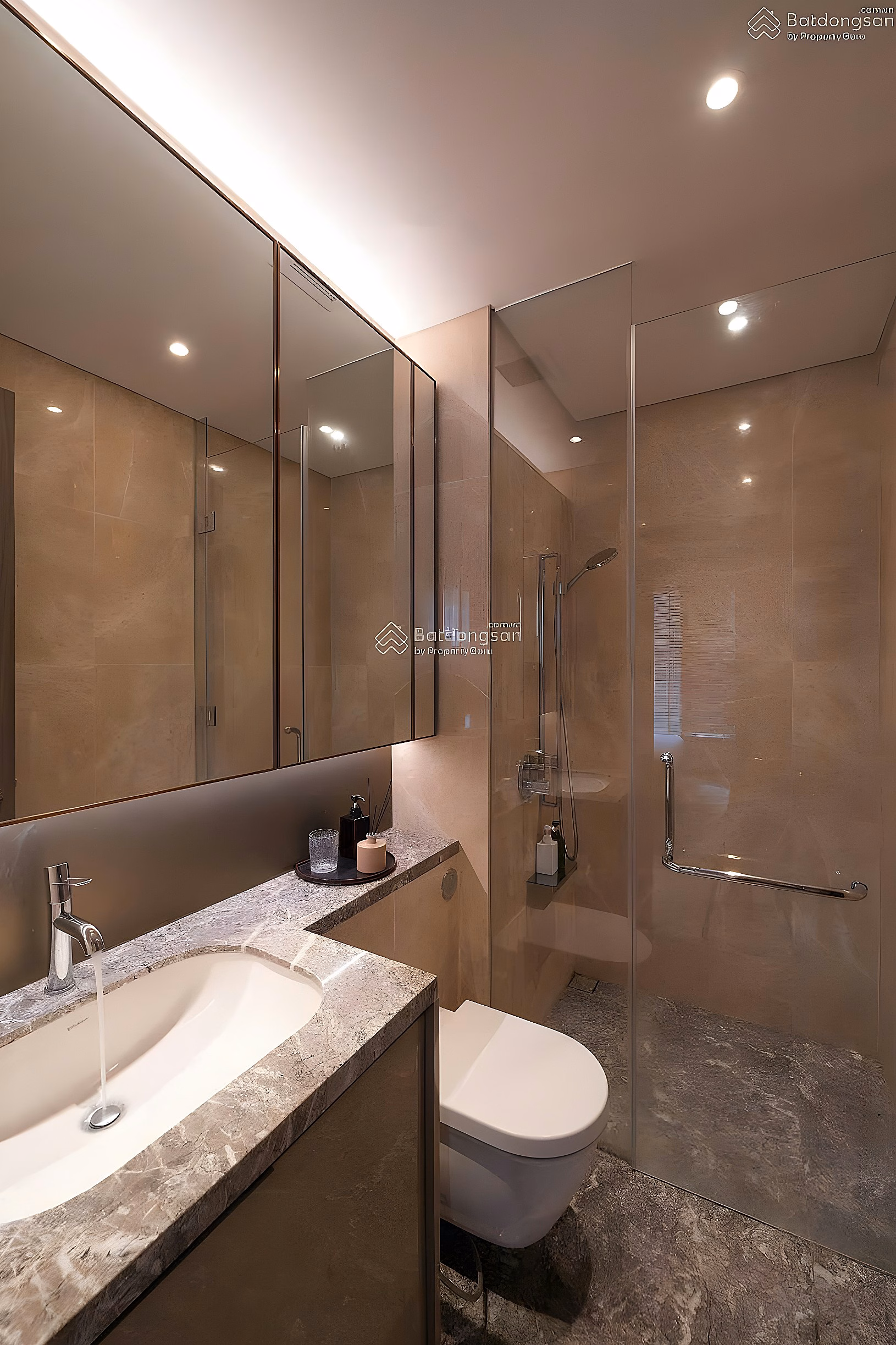 CHCC Newton Residence needs to sell quickly. Call me now: 0935 204 *** phone number/