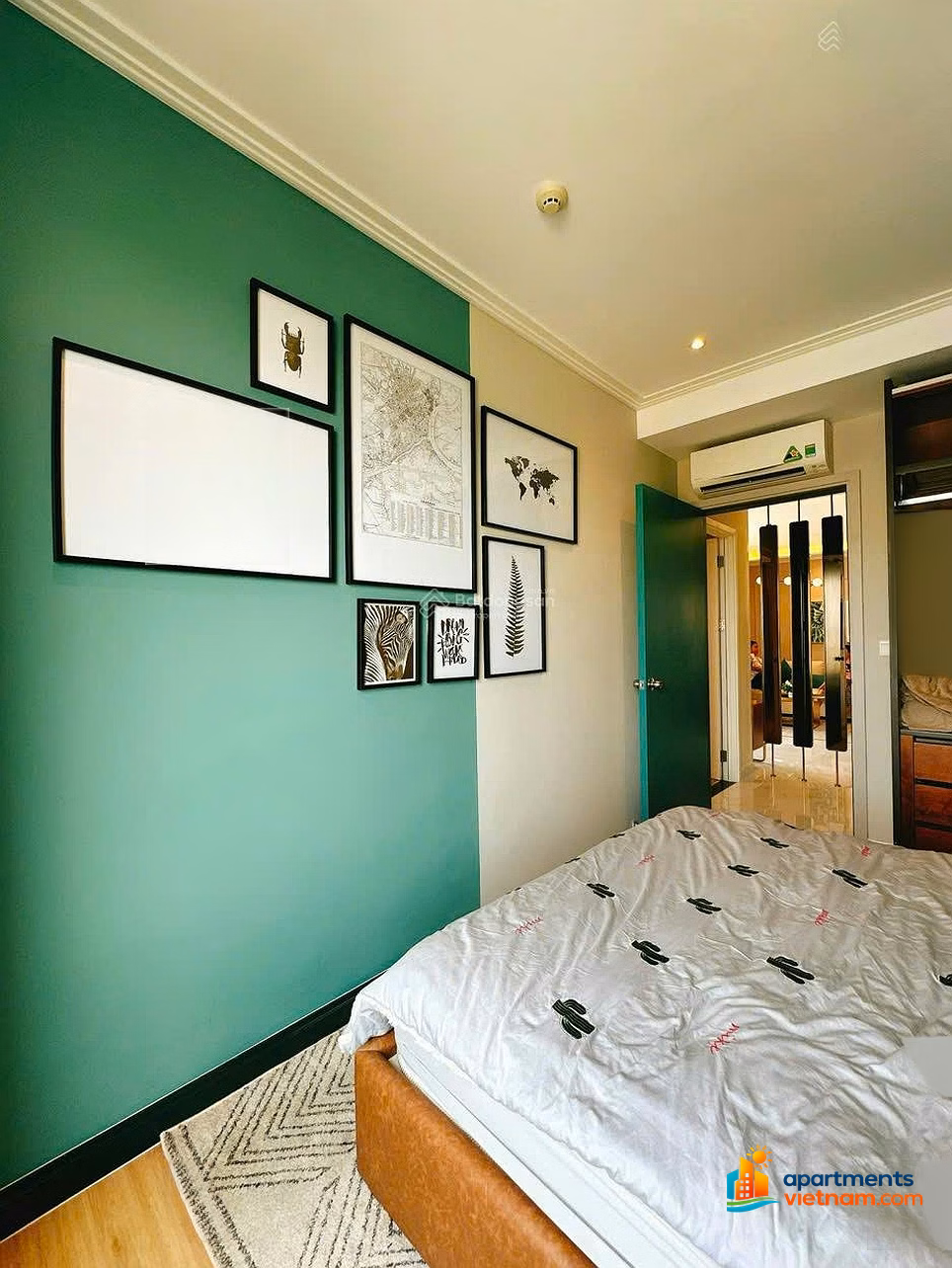 Selling 3-bedroom apartment with 111m2, super nice design, price only 7.2 billion, Dao Tri Street, District 7***