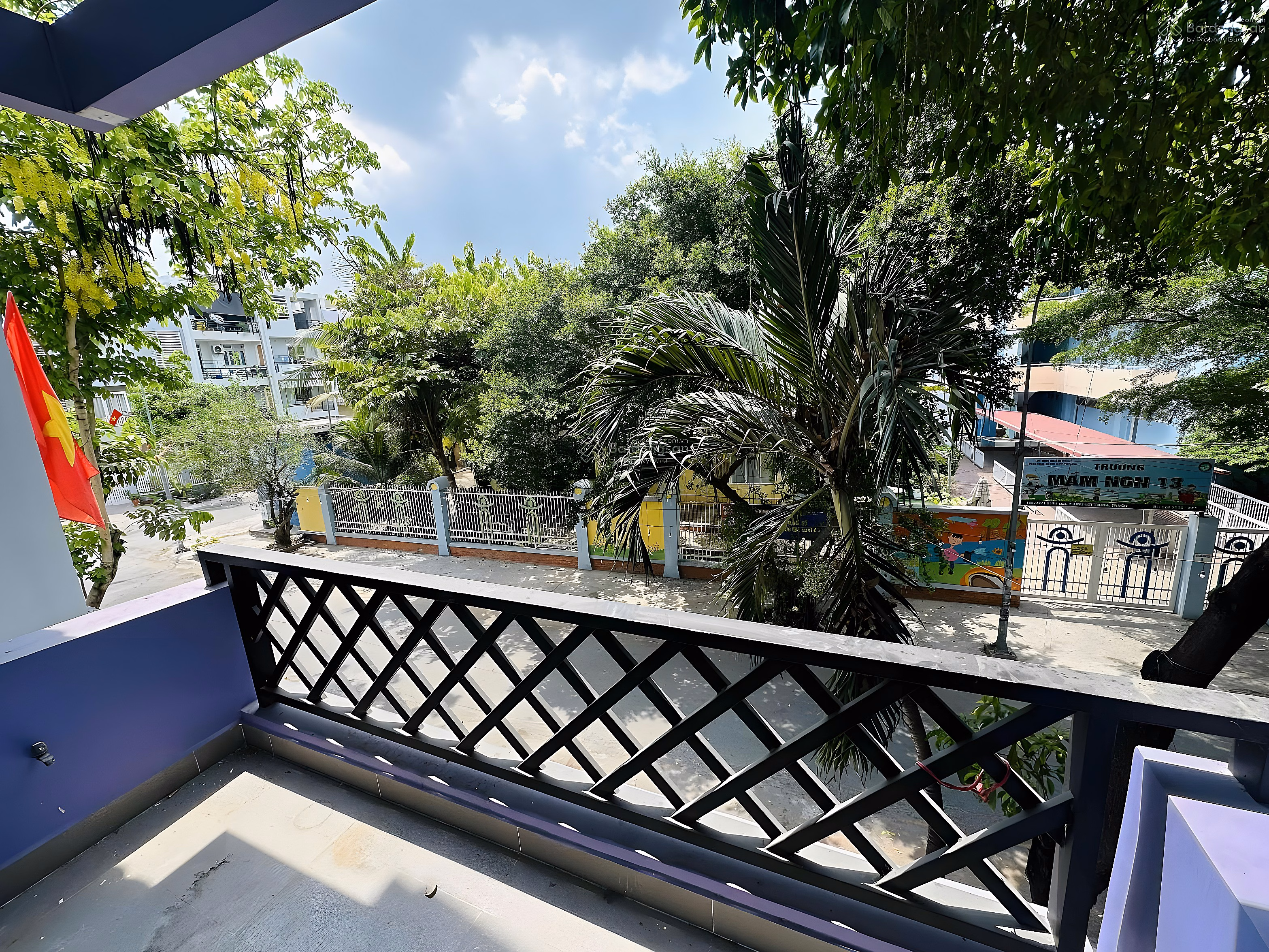 Quick sale of VIP townhouse in Binh Loi Binh Thanh, 12m car alley, pink book of 90m2, 5 bedrooms, income 25 - 30 million/month