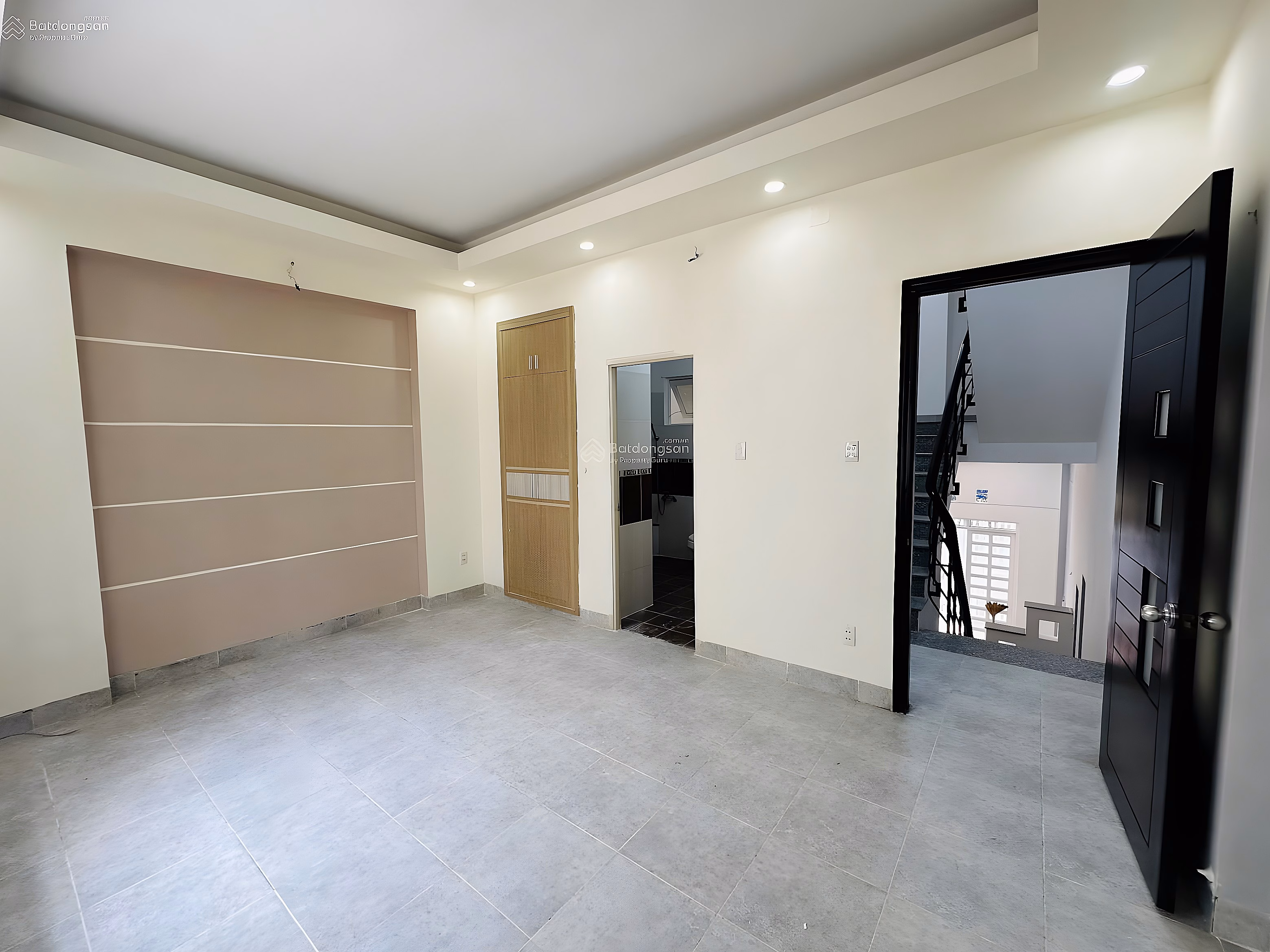 Quick sale of VIP townhouse in Binh Loi Binh Thanh, 12m car alley, pink book of 90m2, 5 bedrooms, income 25 - 30 million/month