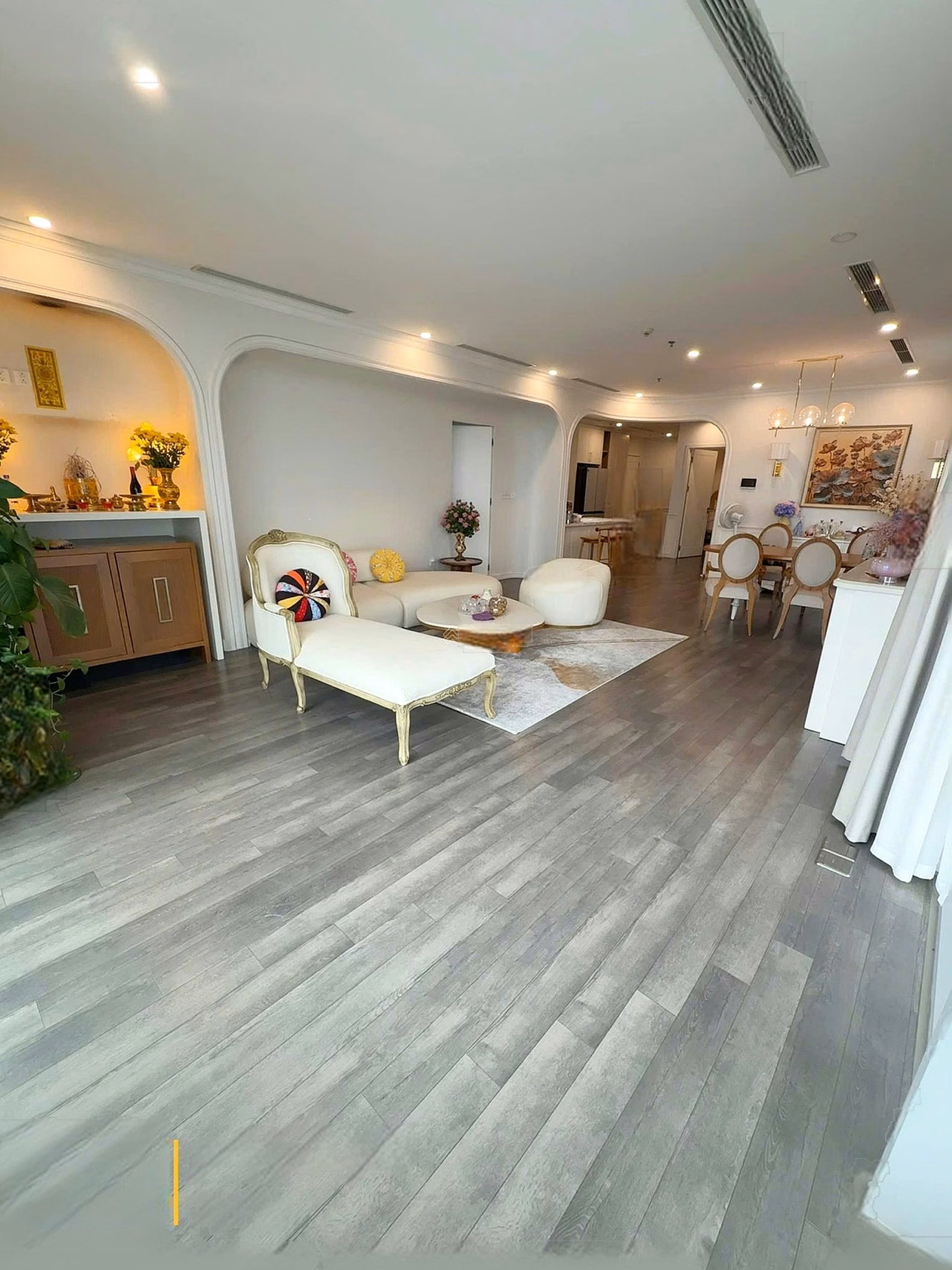 Urgent sale of 3 bedrooms in The Nine apartment, 30 million/month, super cheap, 131m2, full glass overflow***