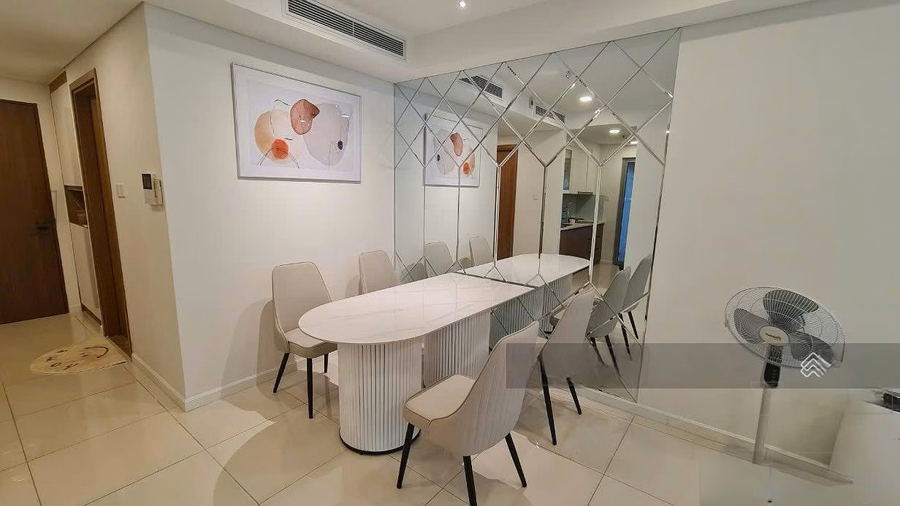 Apartment for rent Rivera Park Thanh Thai, District 10 (right next to Polytechnic University) Area 75m2 - 2 bedrooms price: 16 million/month 0908 569 ***