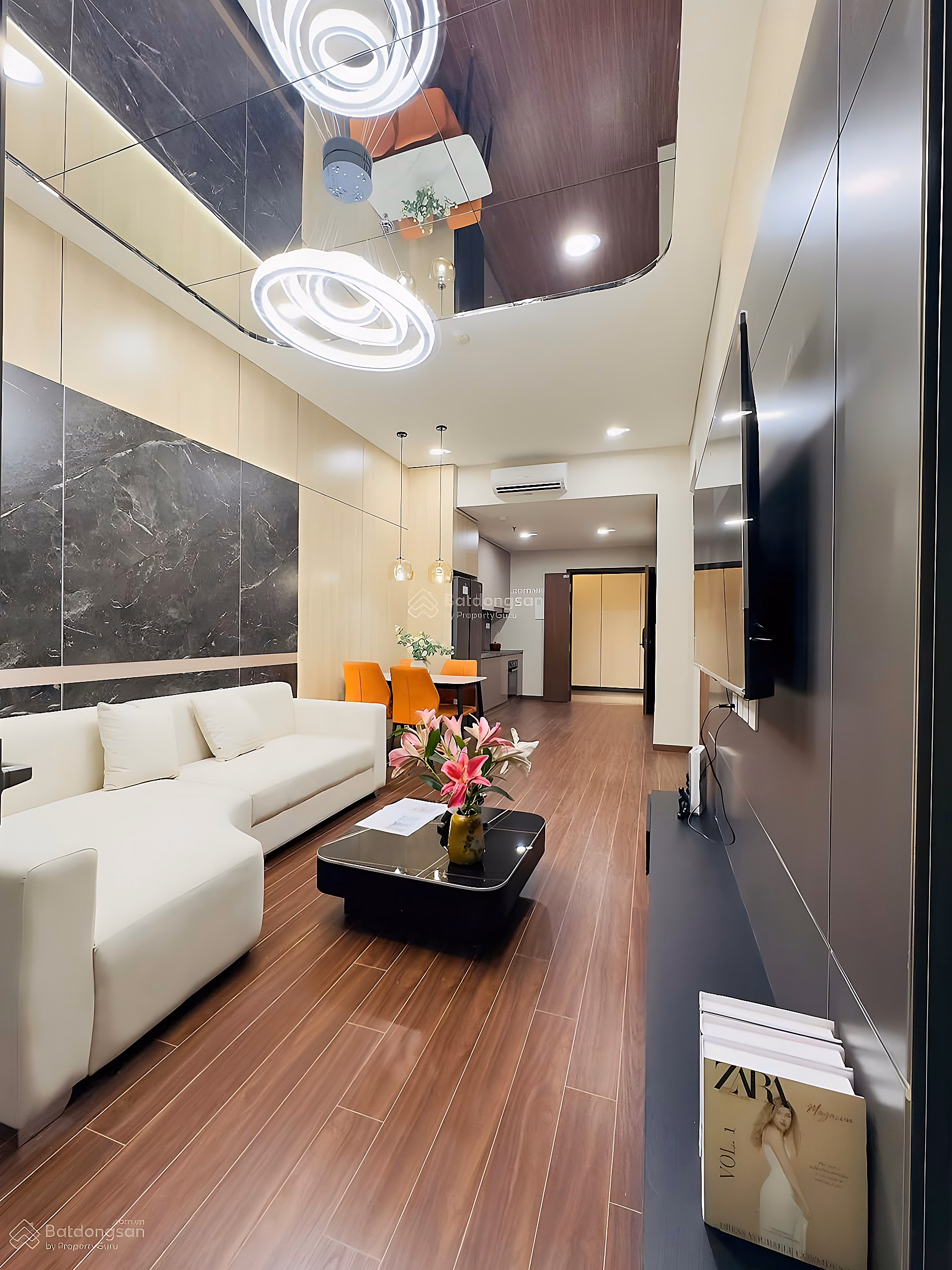 Vinhomes Ocean Park apartment shopping cart price is lower than market price. Suitable for investment & residence. The law is clear