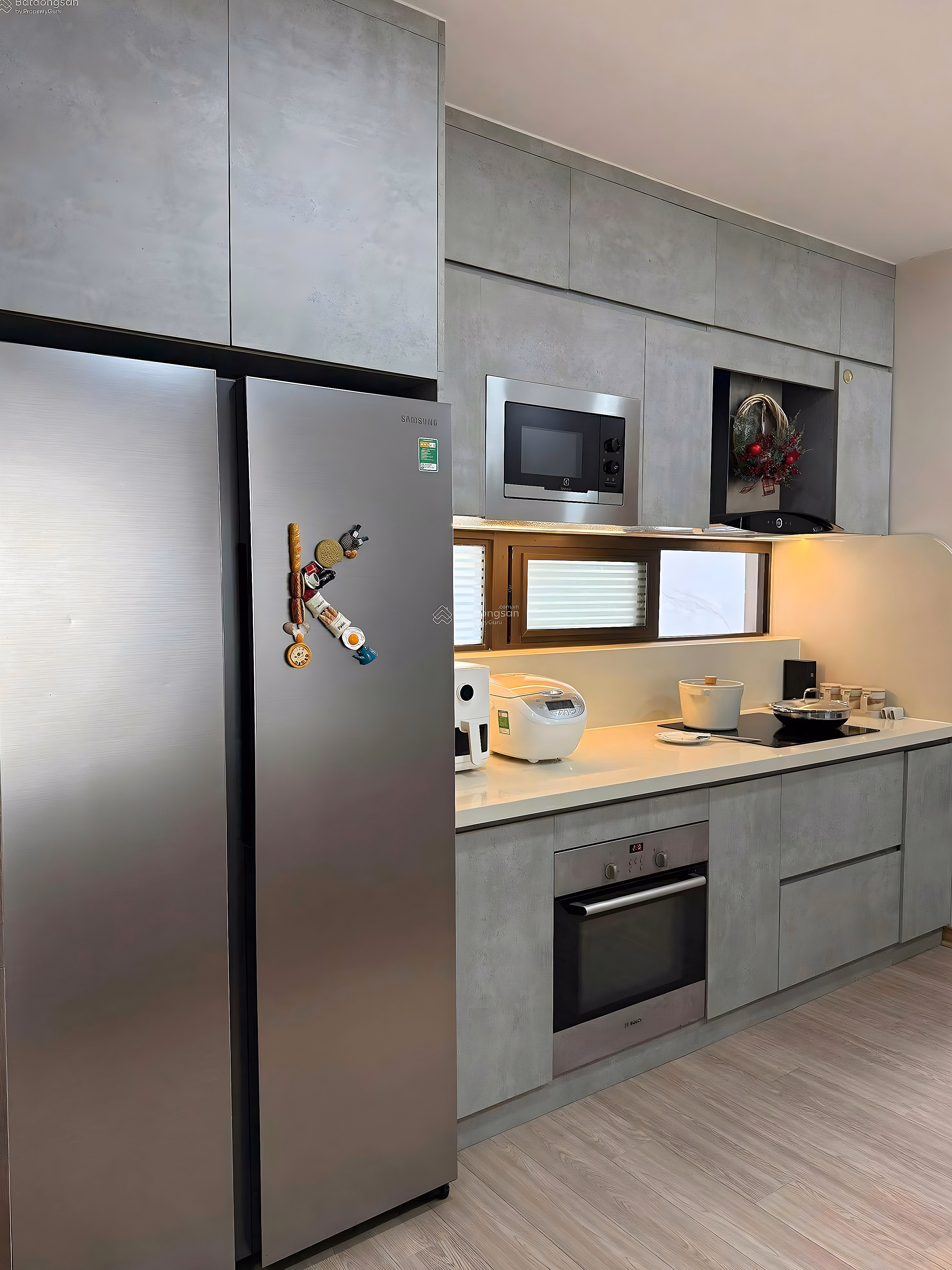 Collection of 2 bedroom - 3 bedroom - 4 bedroom duplex apartments, Royal City penthouses priced from only 16 million/month***