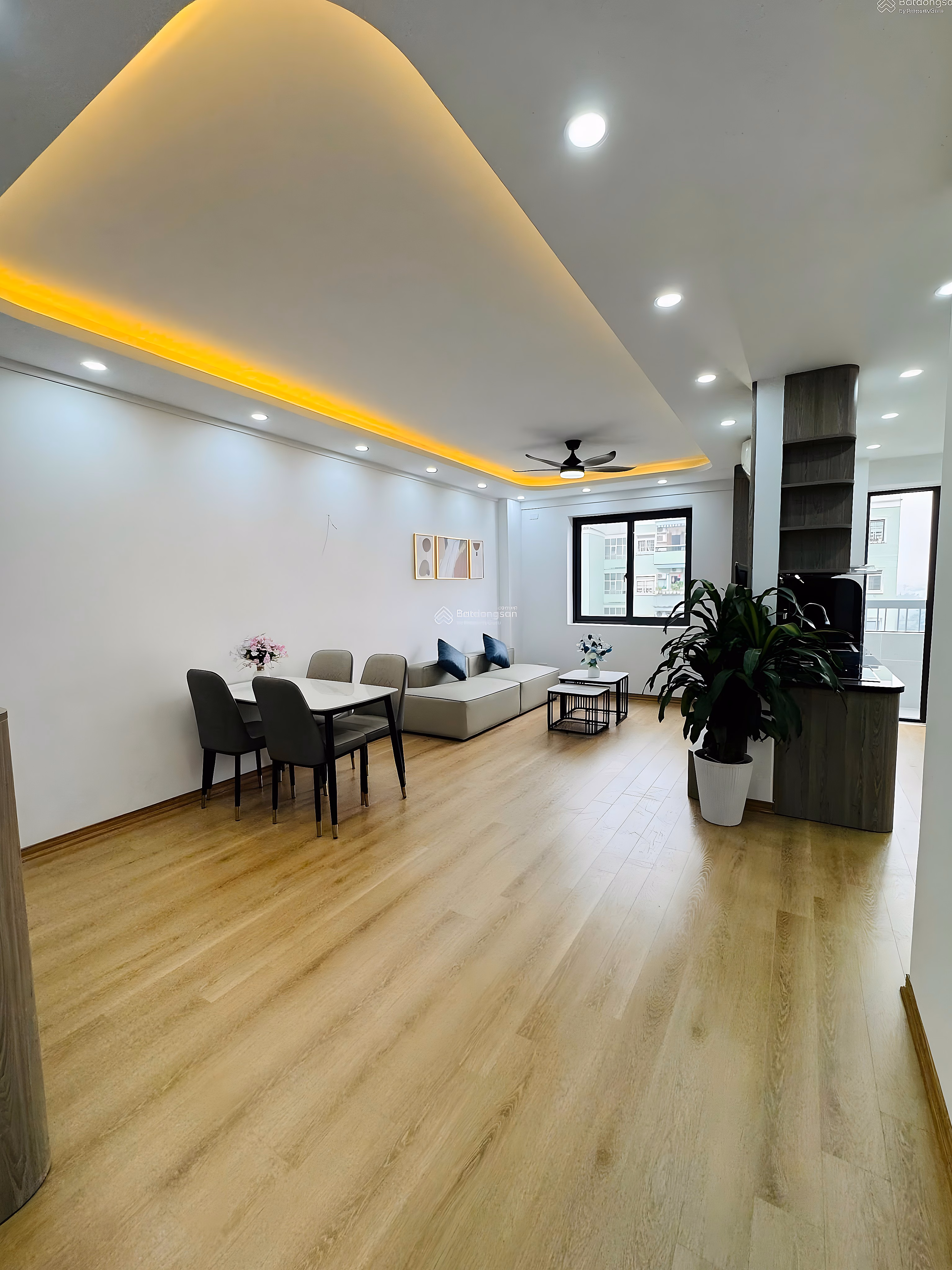 GOOD PRICE 4.9 billion - PINK BOOK - 2 BEDROOM - NEWLY REPAIRED HOUSE FULL INTERIOR - LINH DAM PENINSULA