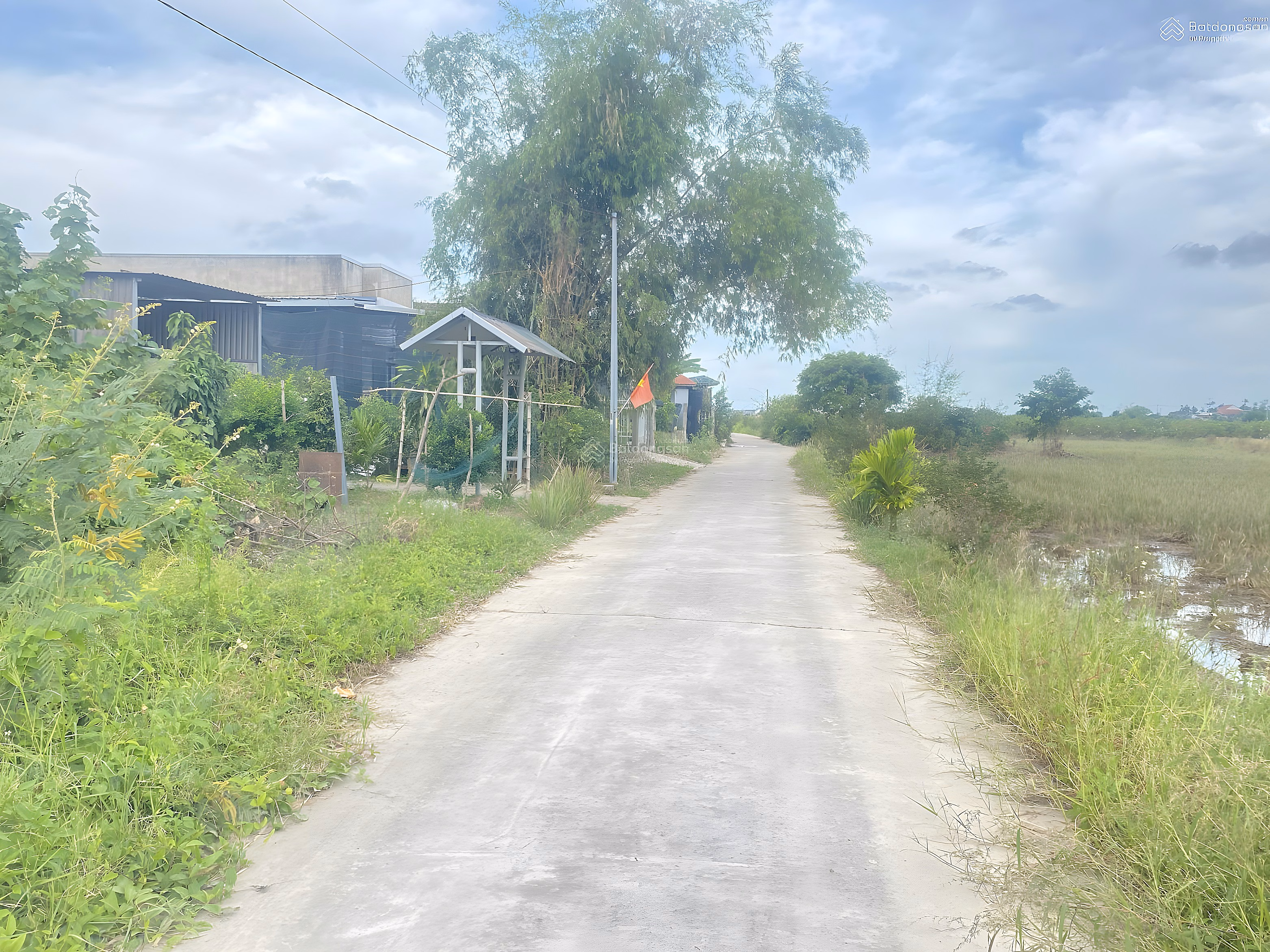 Huong Xuan Land to Thanh Luong Gas Station about 3 minutes 620 million