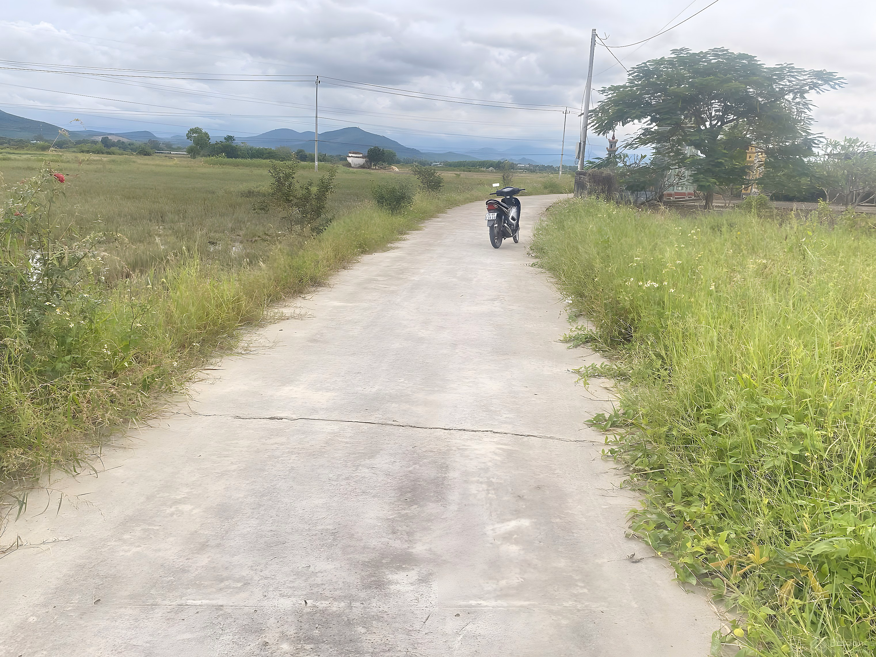 Huong Xuan Land to Thanh Luong Gas Station about 3 minutes 620 million