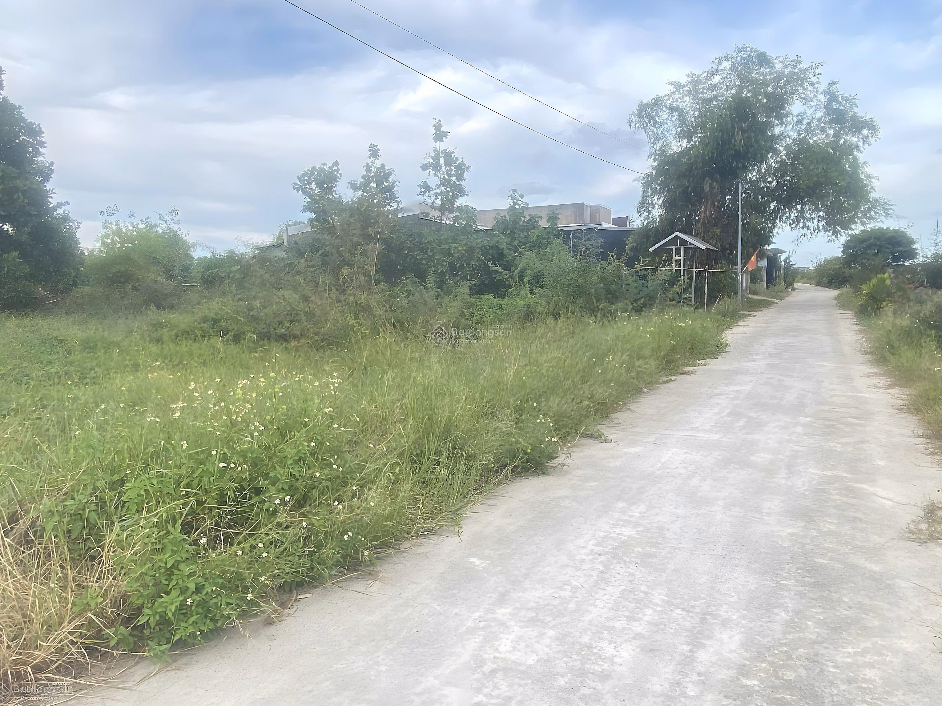 Huong Xuan Land to Thanh Luong Gas Station about 3 minutes 620 million