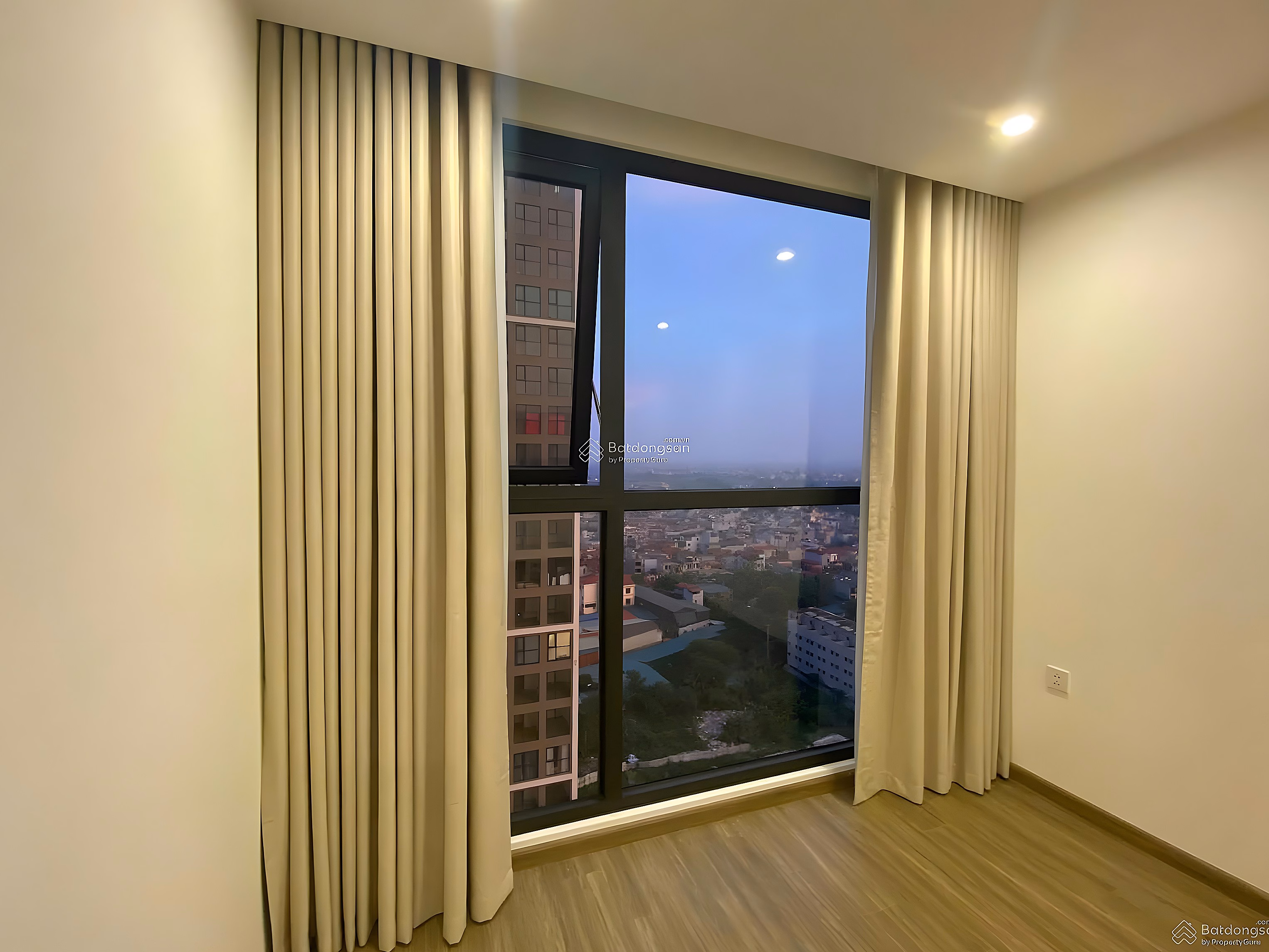 Latest updated Vinhomes Smart City rental shopping cart***