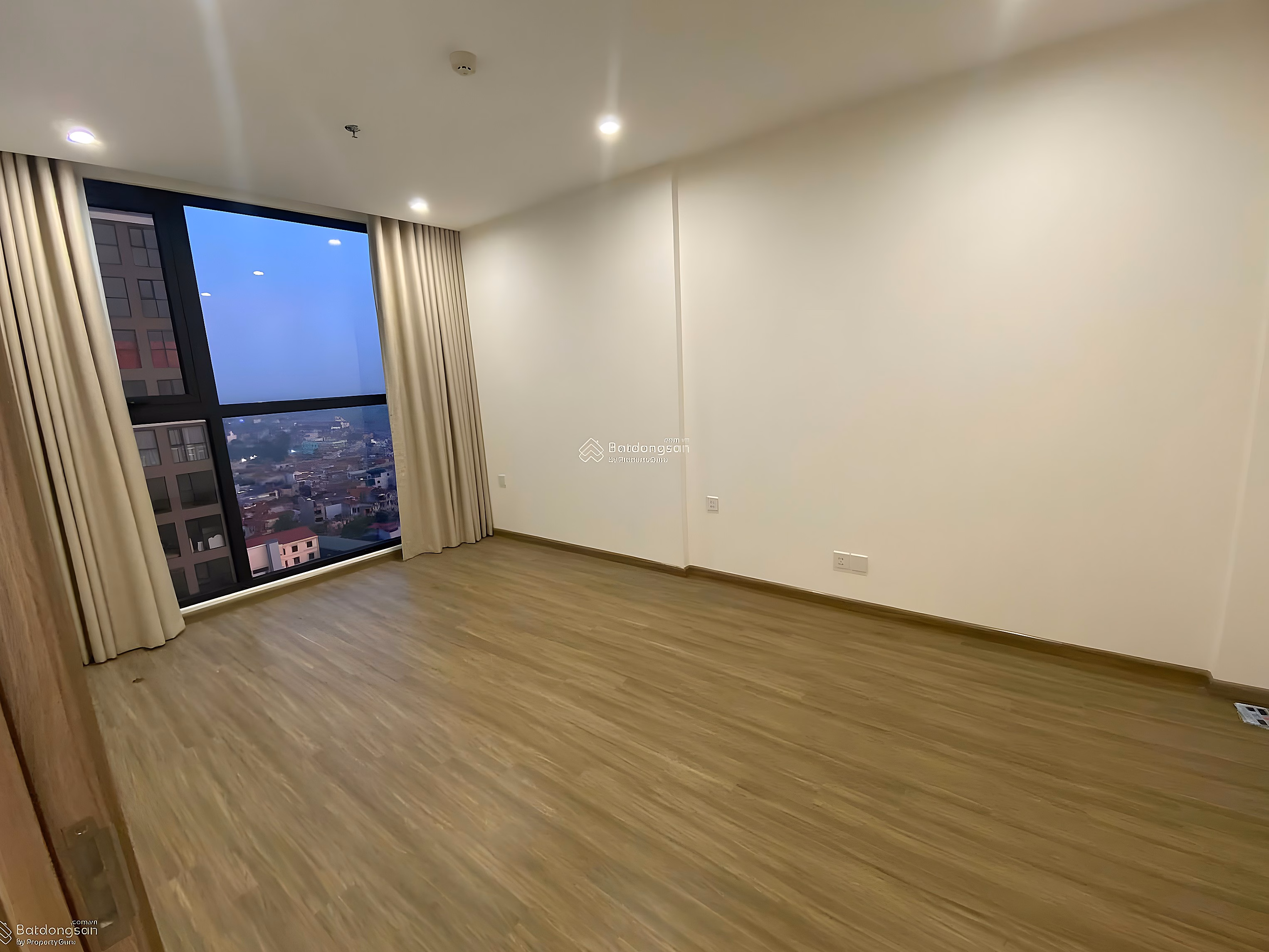 Latest updated Vinhomes Smart City rental shopping cart***