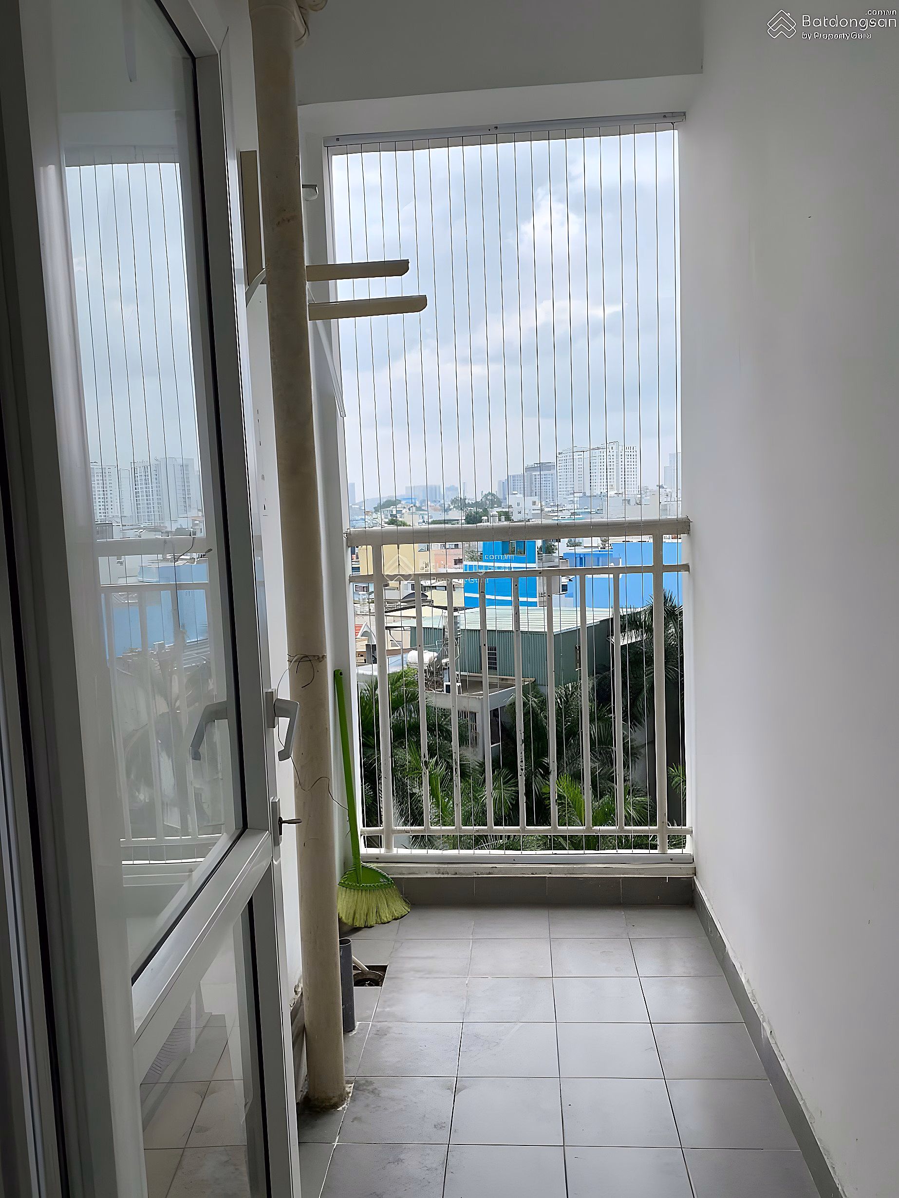 MANAGEMENT BOARD SELLS 8X LOTUS APARTMENT, 50M, 1 BEDROOM, VERY RARE GOOD, PRICE 2.5 BILLION TUNE 0901 499 ***