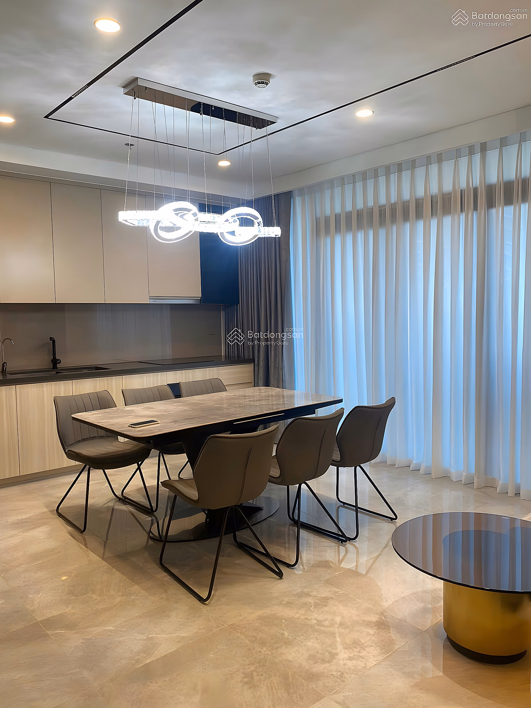 Luxurious Filmore apartment for rent with view of Han River & Bach Dang walking street