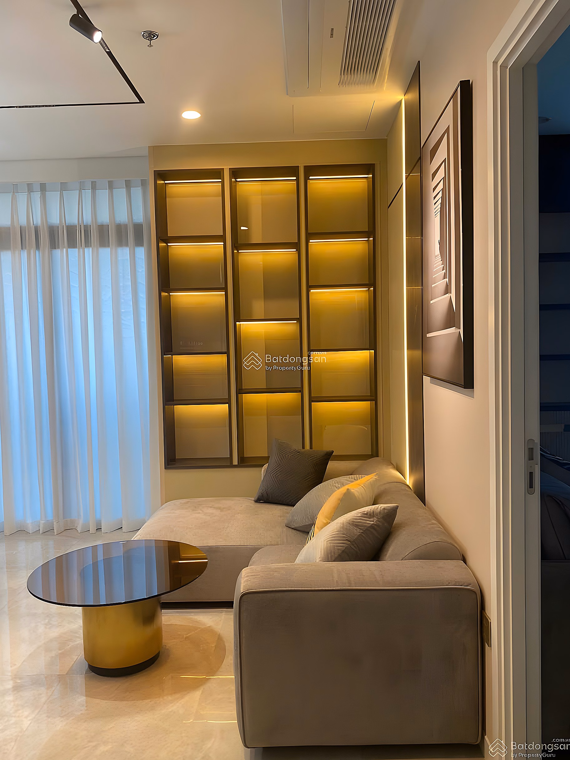 Luxurious Filmore apartment for rent with view of Han River & Bach Dang walking street