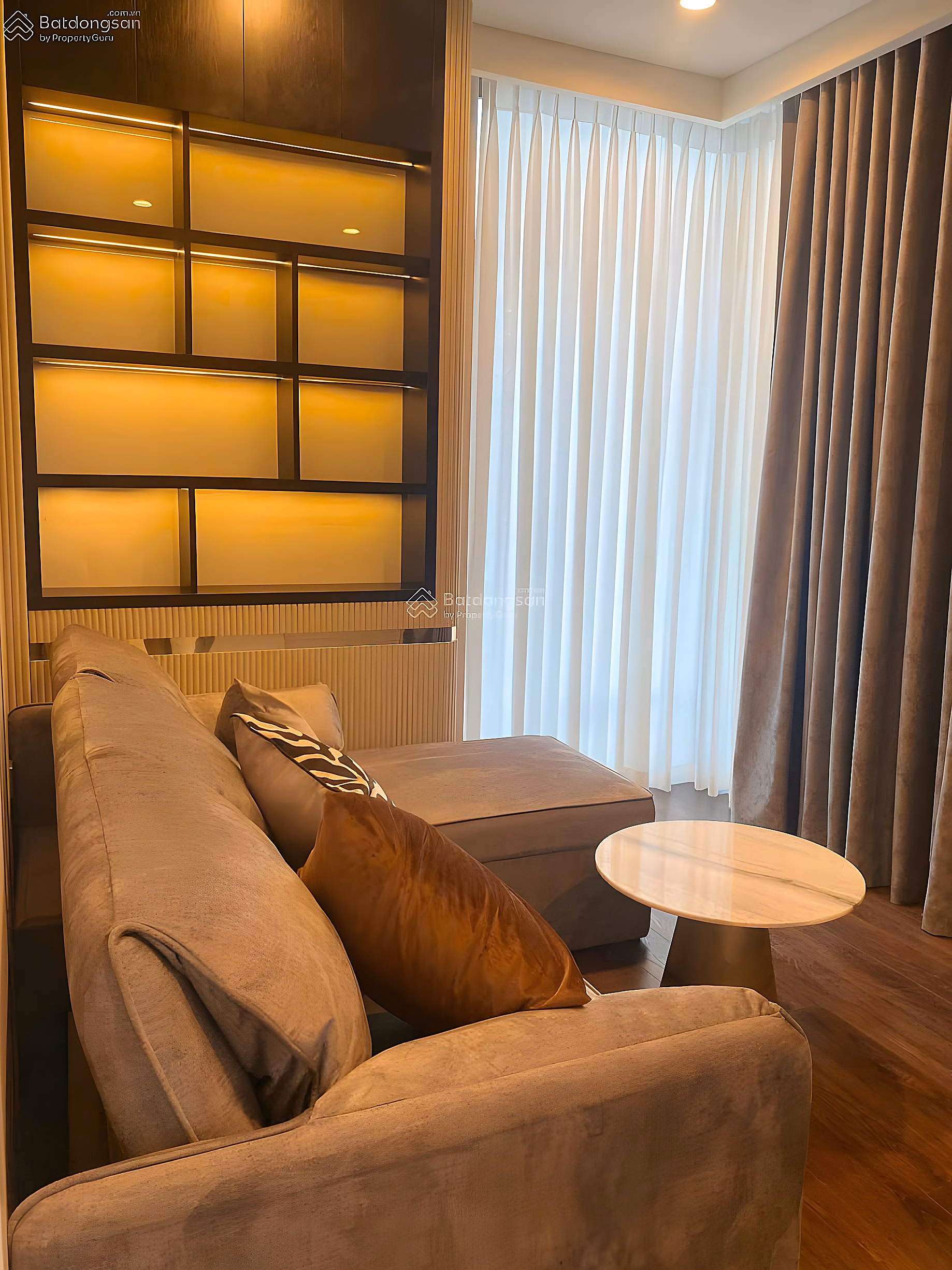 Luxurious Filmore apartment for rent with view of Han River & Bach Dang walking street