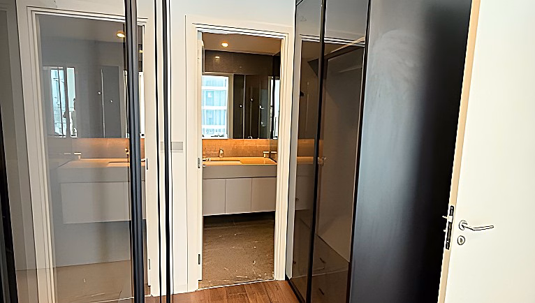 Luxurious Filmore apartment for rent with view of Han River & Bach Dang walking street