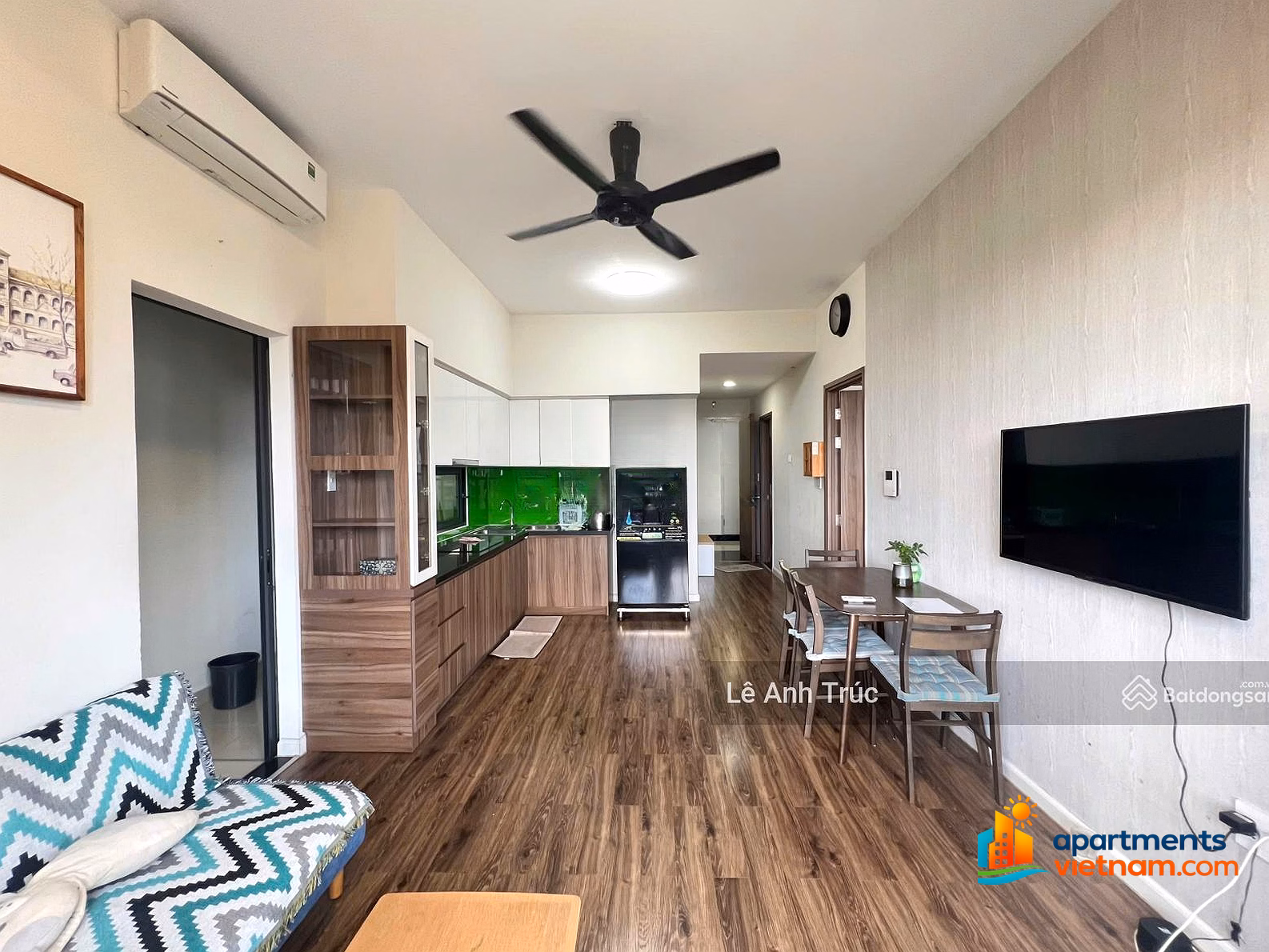 Owner needs to sell 72m² Mizuki apartment. 2 bedrooms 2 bathrooms. South. Full NT. Price is only 4 billion 100
