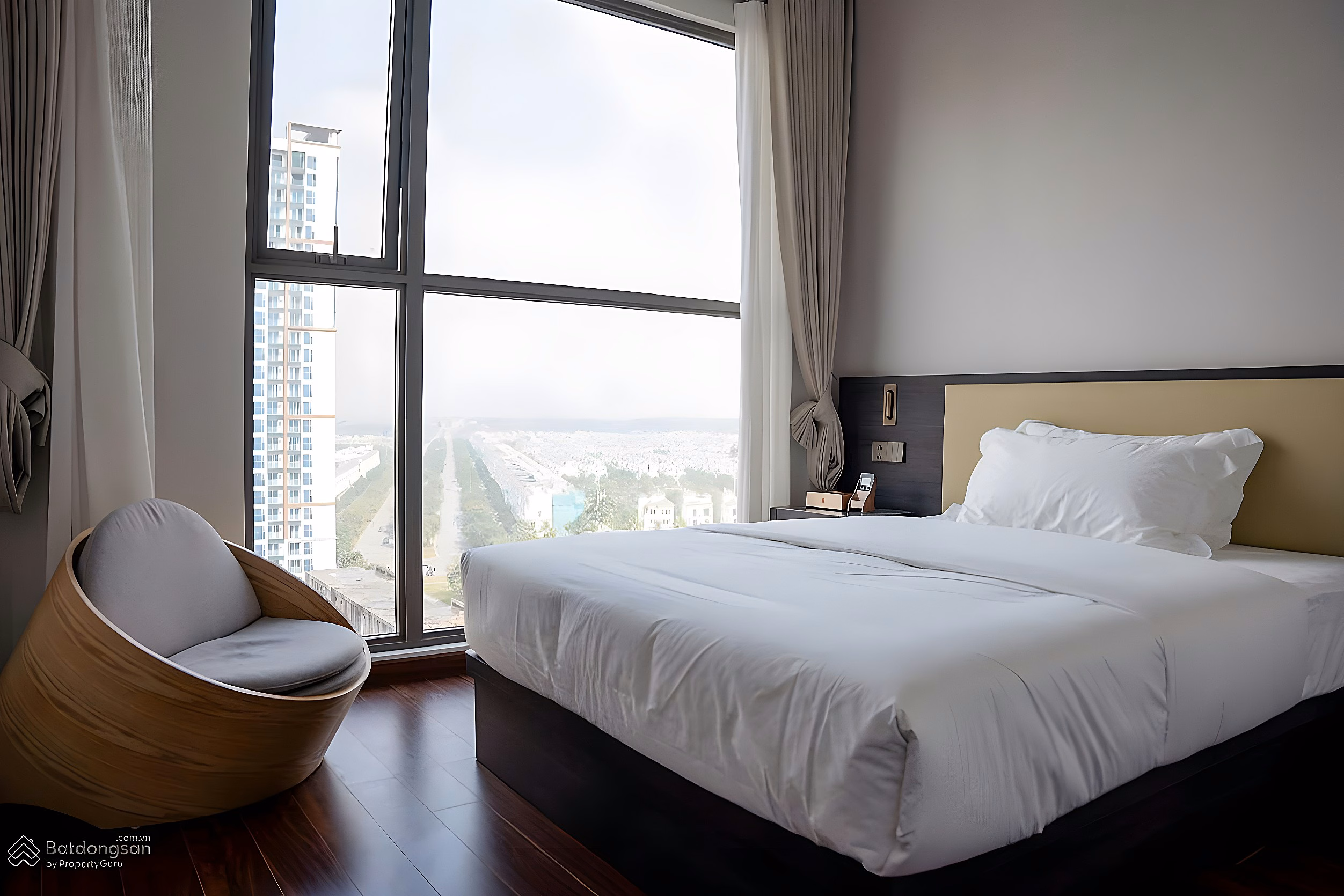 40 million - Masteri VIP duplex apartment for rent OCP1, area 160m2 and good price apartment for rent only 5 - 10 million
