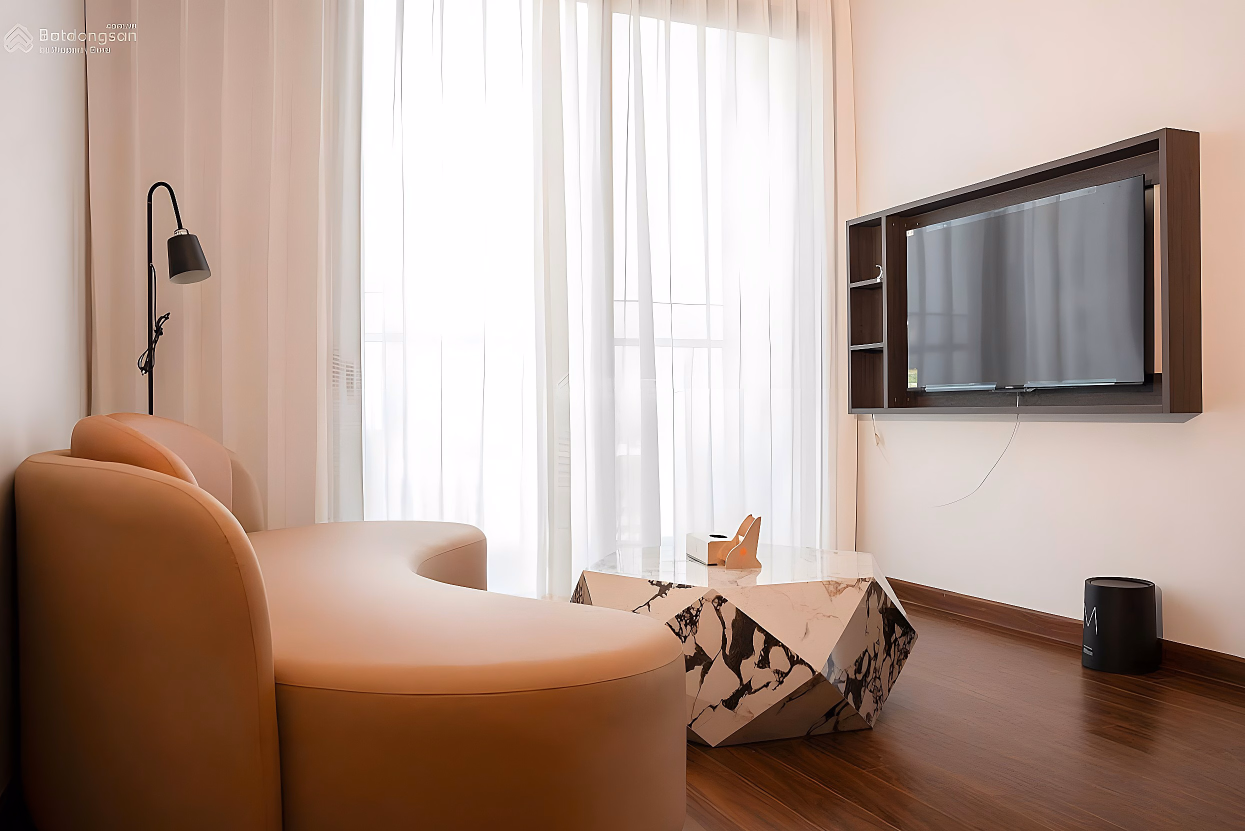 40 million - Masteri VIP duplex apartment for rent OCP1, area 160m2 and good price apartment for rent only 5 - 10 million