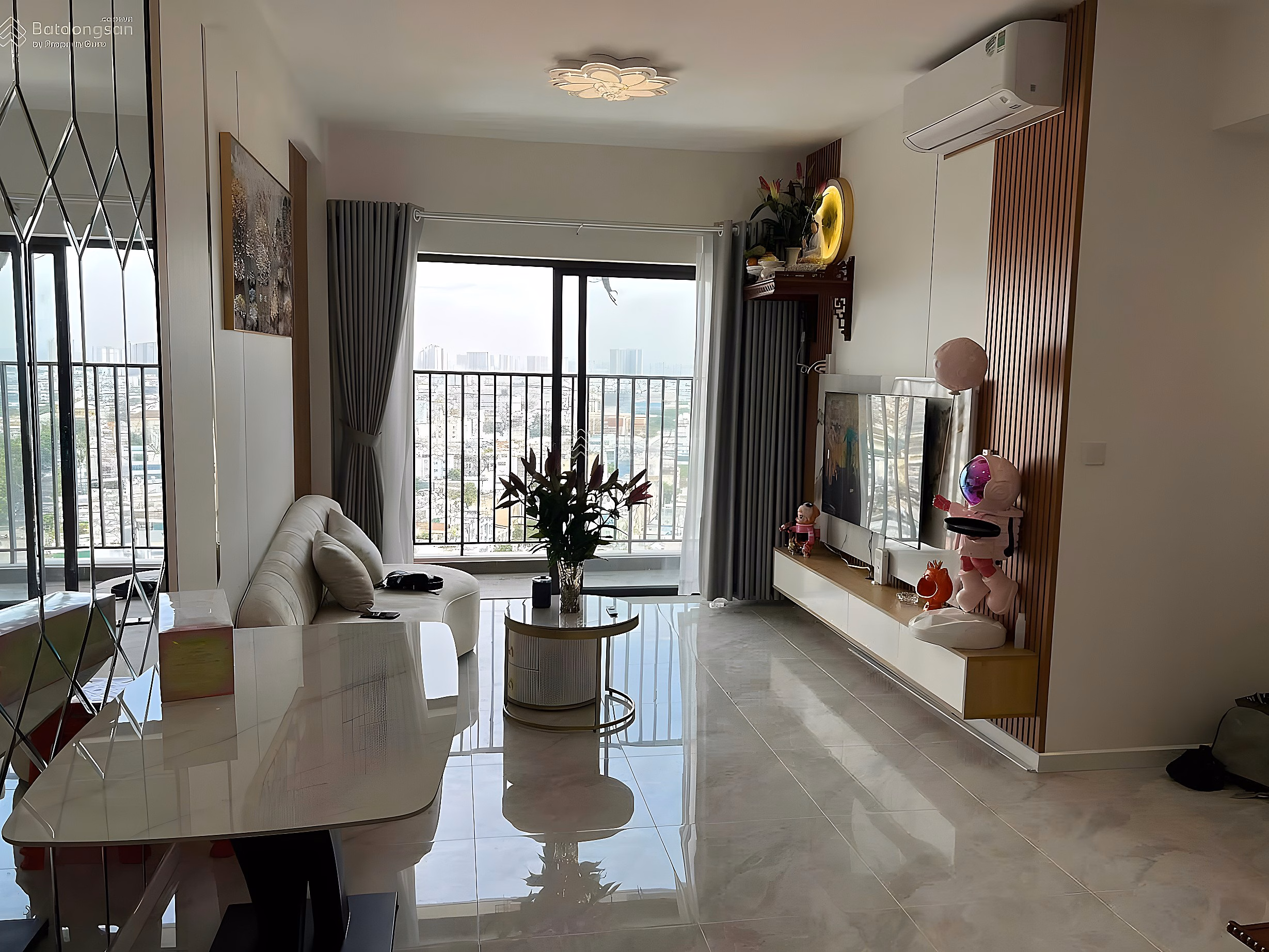 Copac Square apartment for sale in District 4, area 71m2 - 2 bedrooms - 2 bathrooms, price 4.9 billion, contact: 0909 455 *** Trung