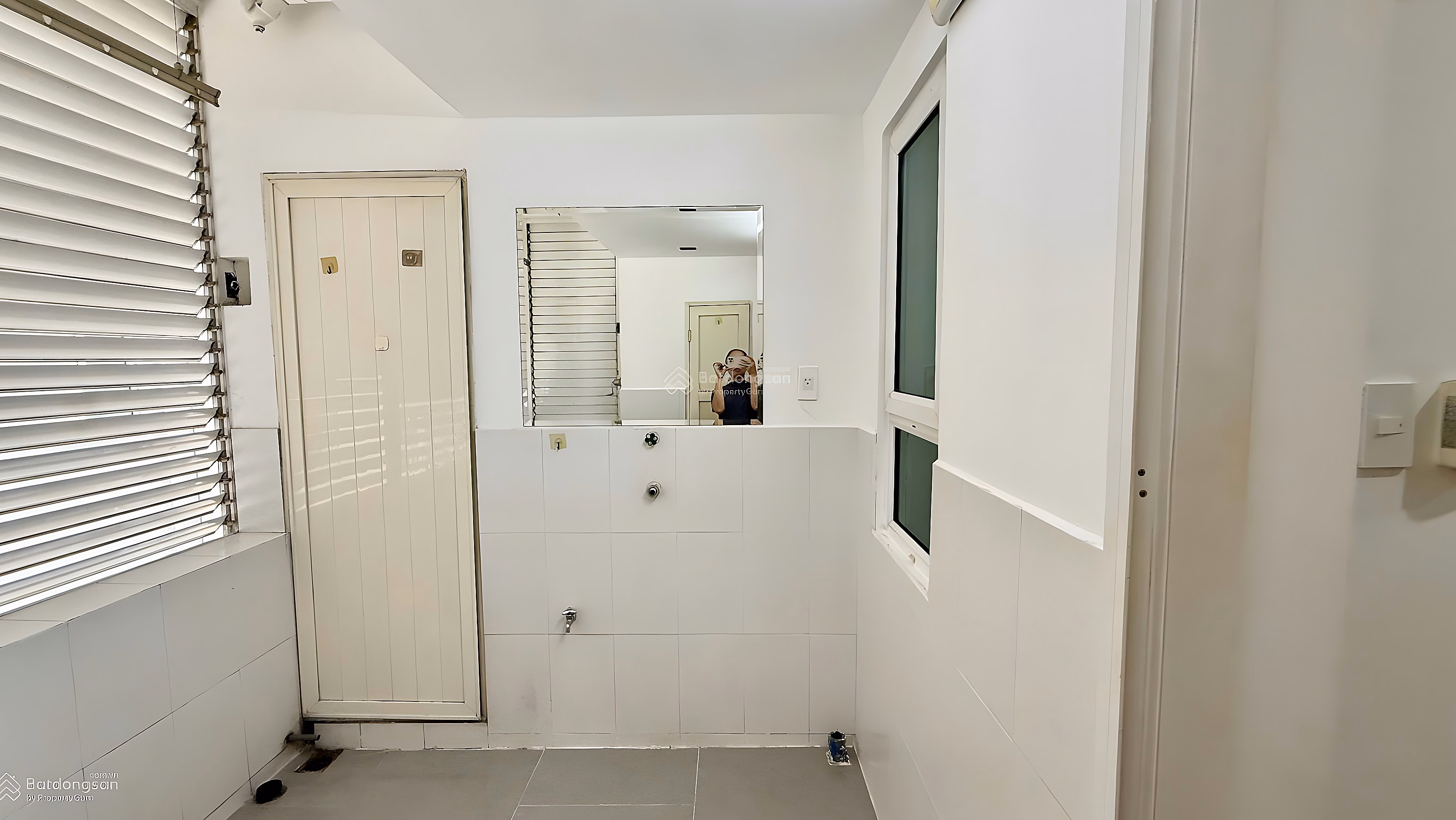 Xi Grand Court apartment for sale, District 10, 63m2, 2 bedrooms, price: 6.3 billion*** Central