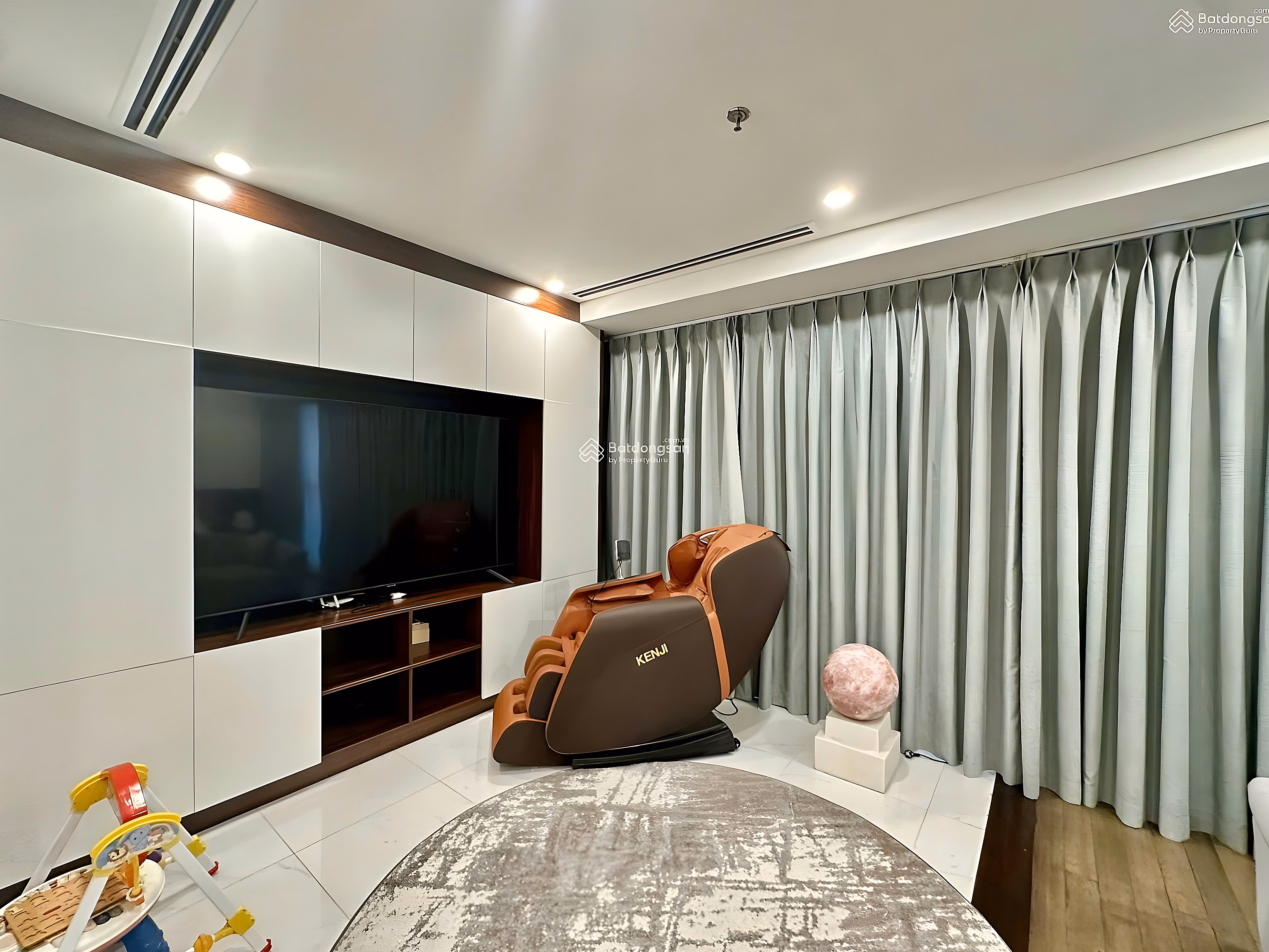 Latest updated price list for renting apartments 1-2-3-4-SkyVillas Vinhomes Metropolis 29 Lieu Giai 2026