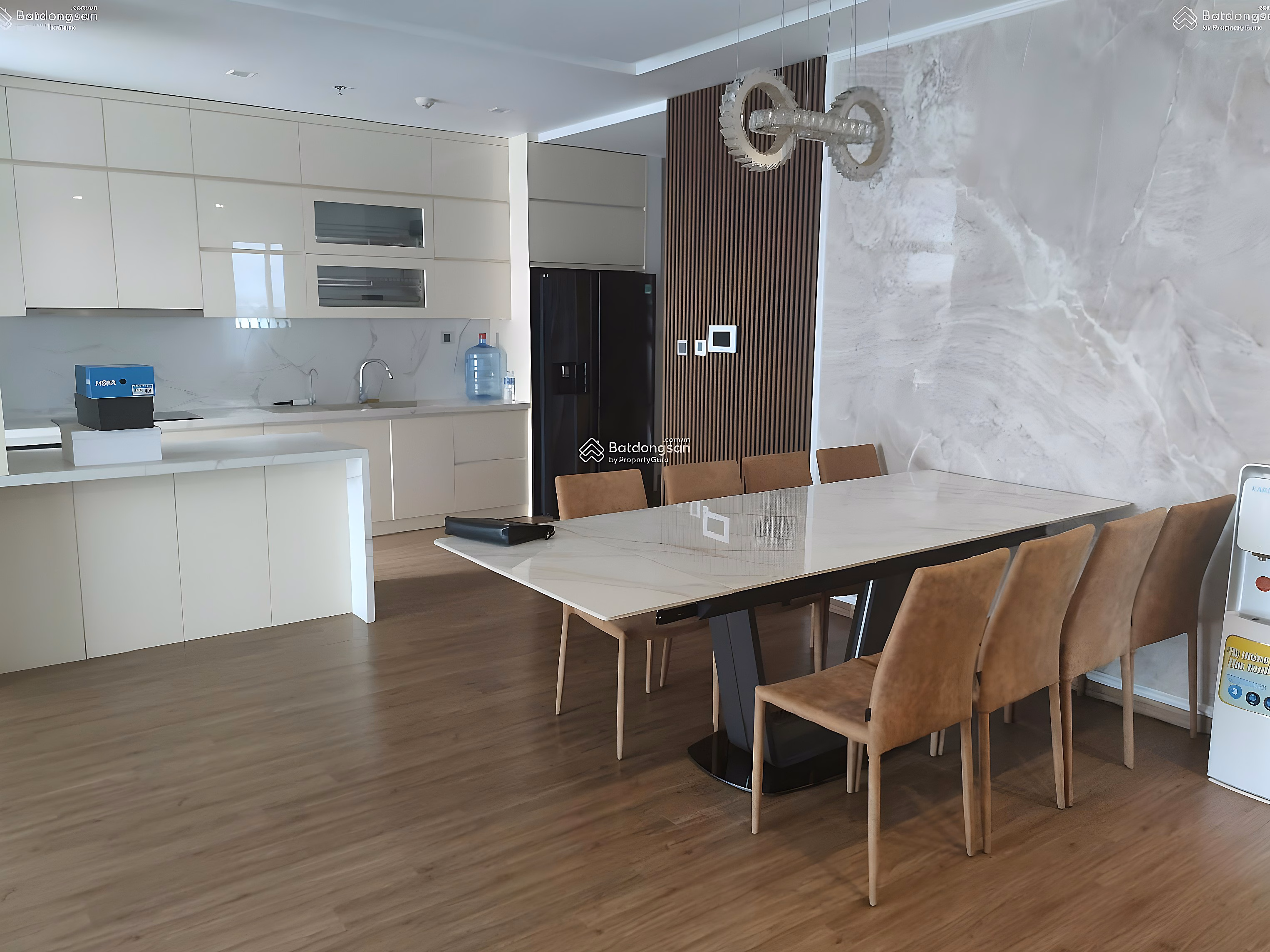 Latest updated price list for renting apartments 1-2-3-4-SkyVillas Vinhomes Metropolis 29 Lieu Giai 2026