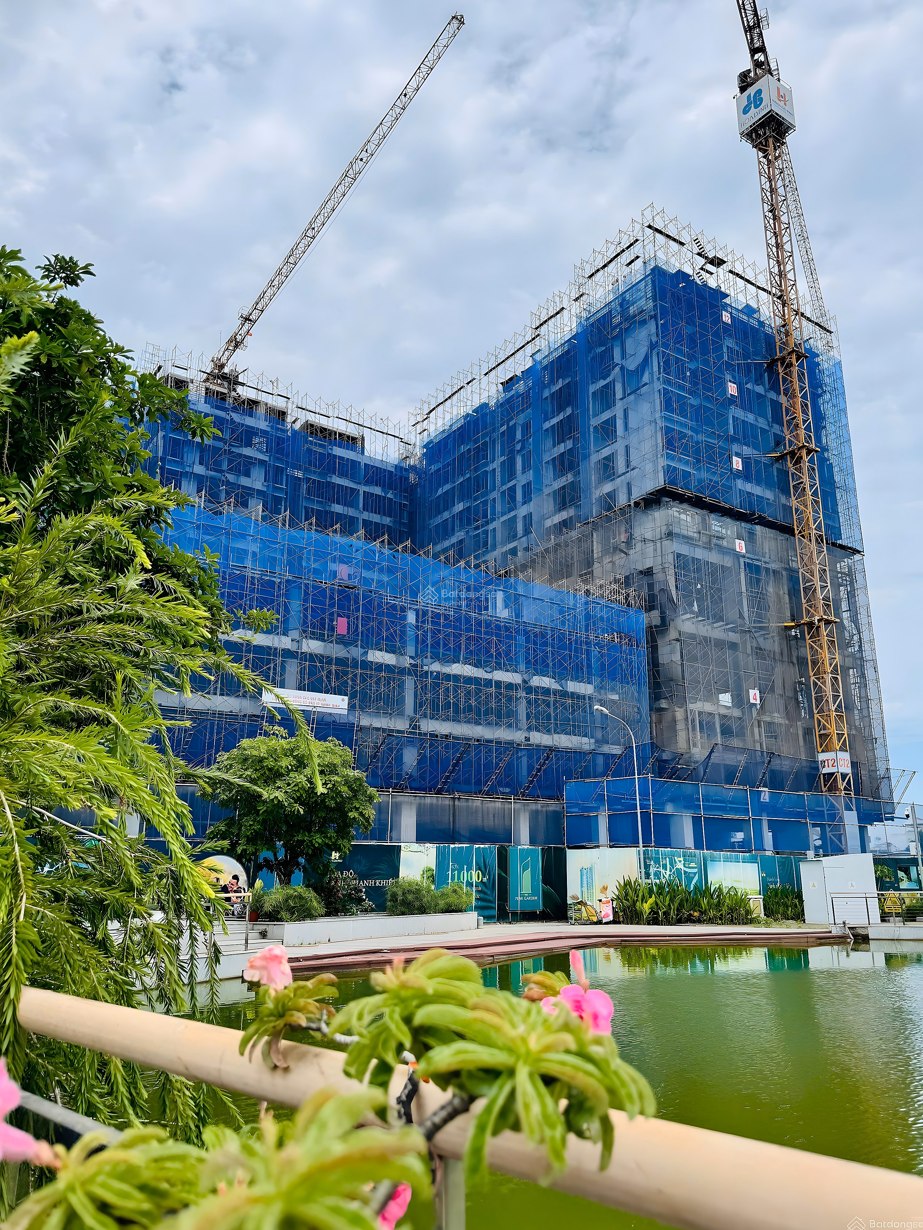 Exclusive shopping cart directly from Investor Peak Garden: Beautiful view, best price from only 2 billion 1, 15% capital to sign sales contract!