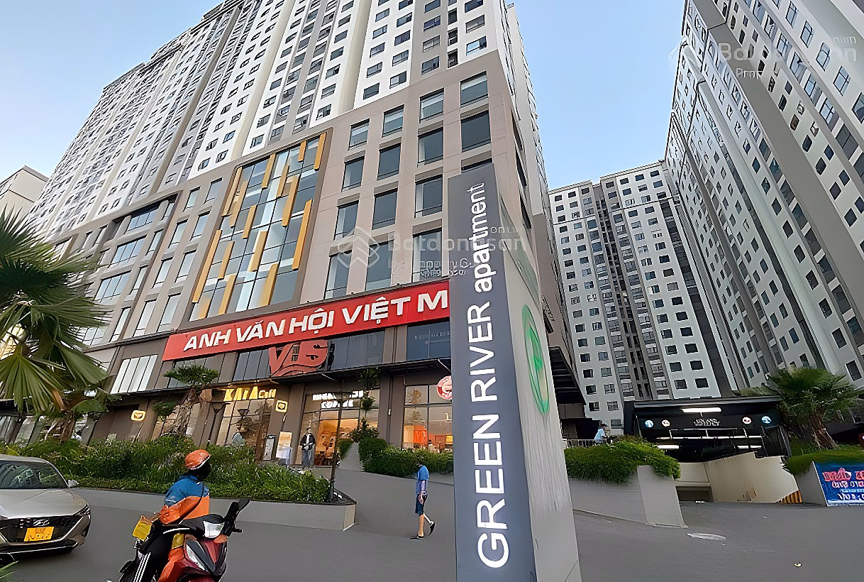 Owner sells CH Green River Q8, area 80m2/ 3 bedrooms, 2 bathrooms, price 3 billion, 230, 100% new house, beautiful river view