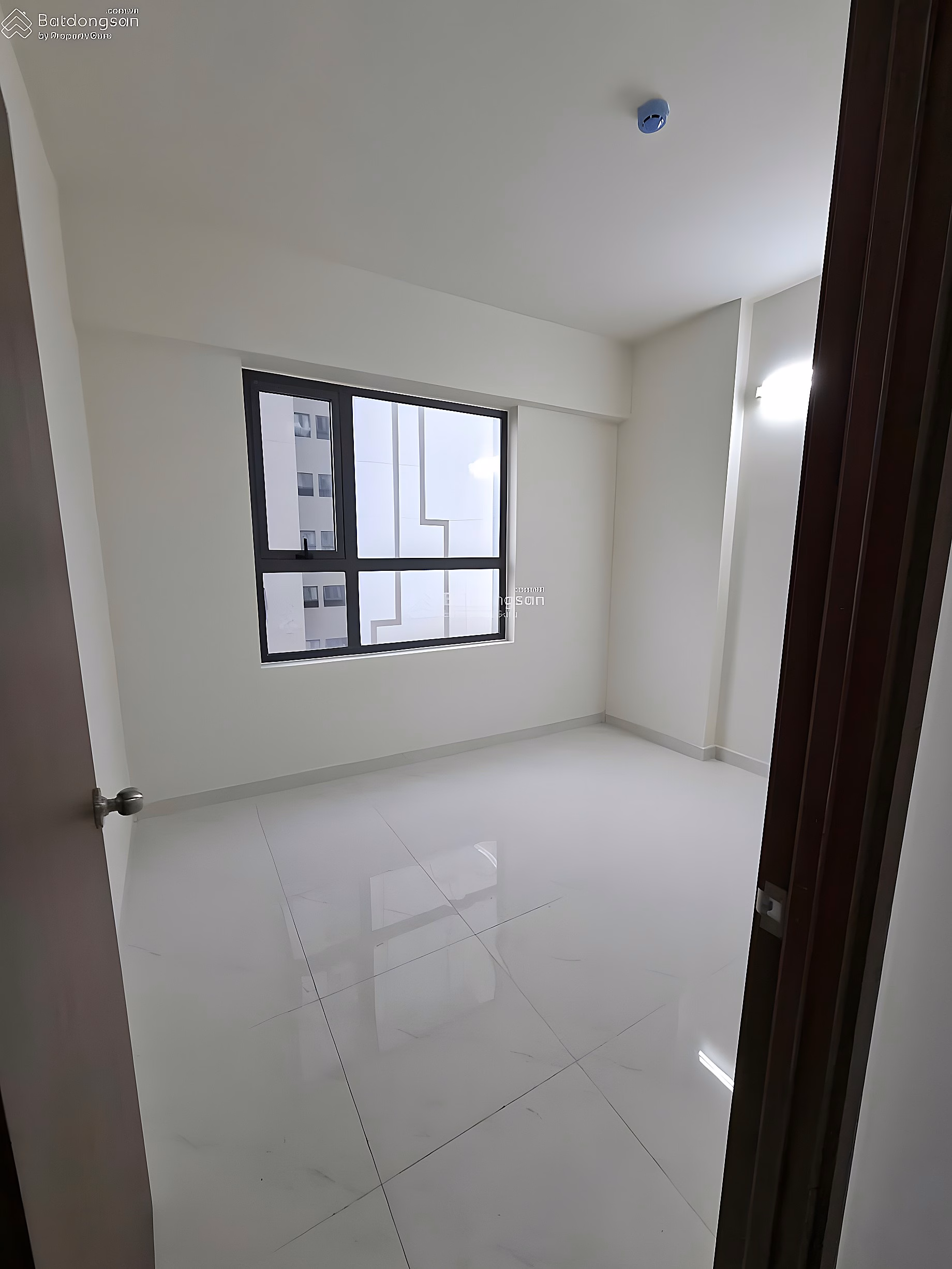 Owner sells CH Green River Q8, area 80m2/ 3 bedrooms, 2 bathrooms, price 3 billion, 230, 100% new house, beautiful river view