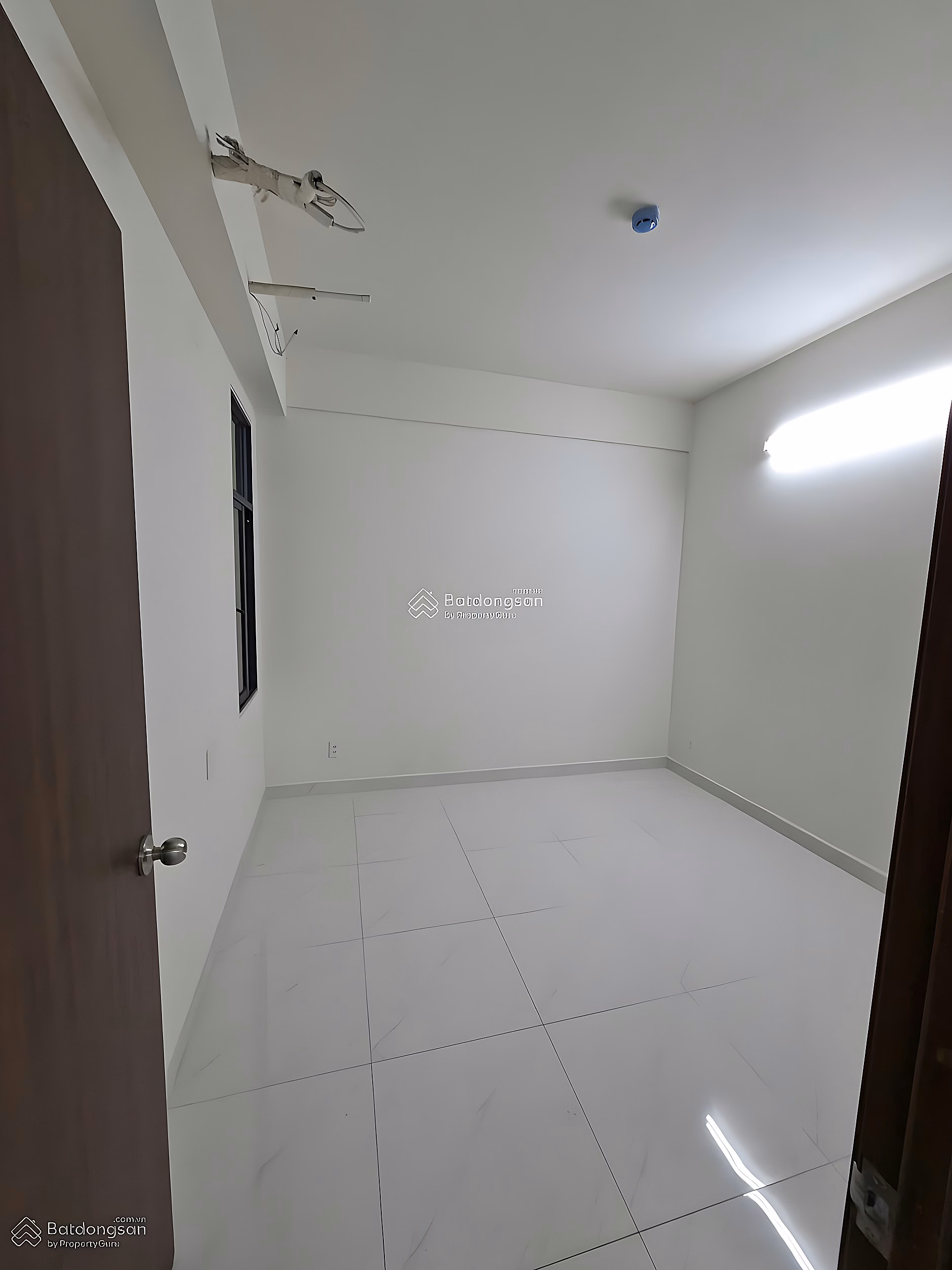 Owner sells CH Green River Q8, area 80m2/ 3 bedrooms, 2 bathrooms, price 3 billion, 230, 100% new house, beautiful river view